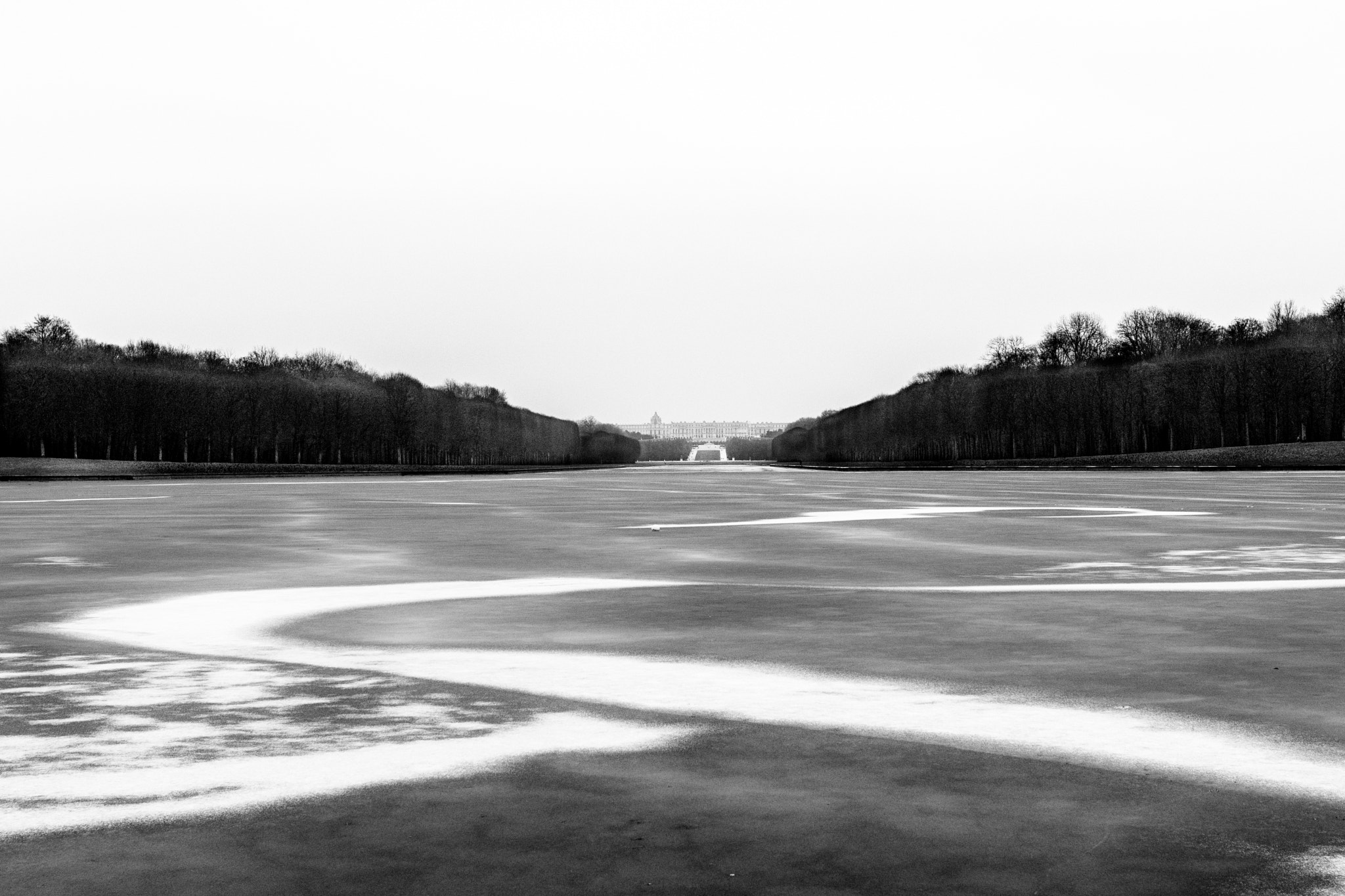 Nikon D500 + Sigma 35mm F1.4 DG HSM Art sample photo. Canal gelé à versailles photography