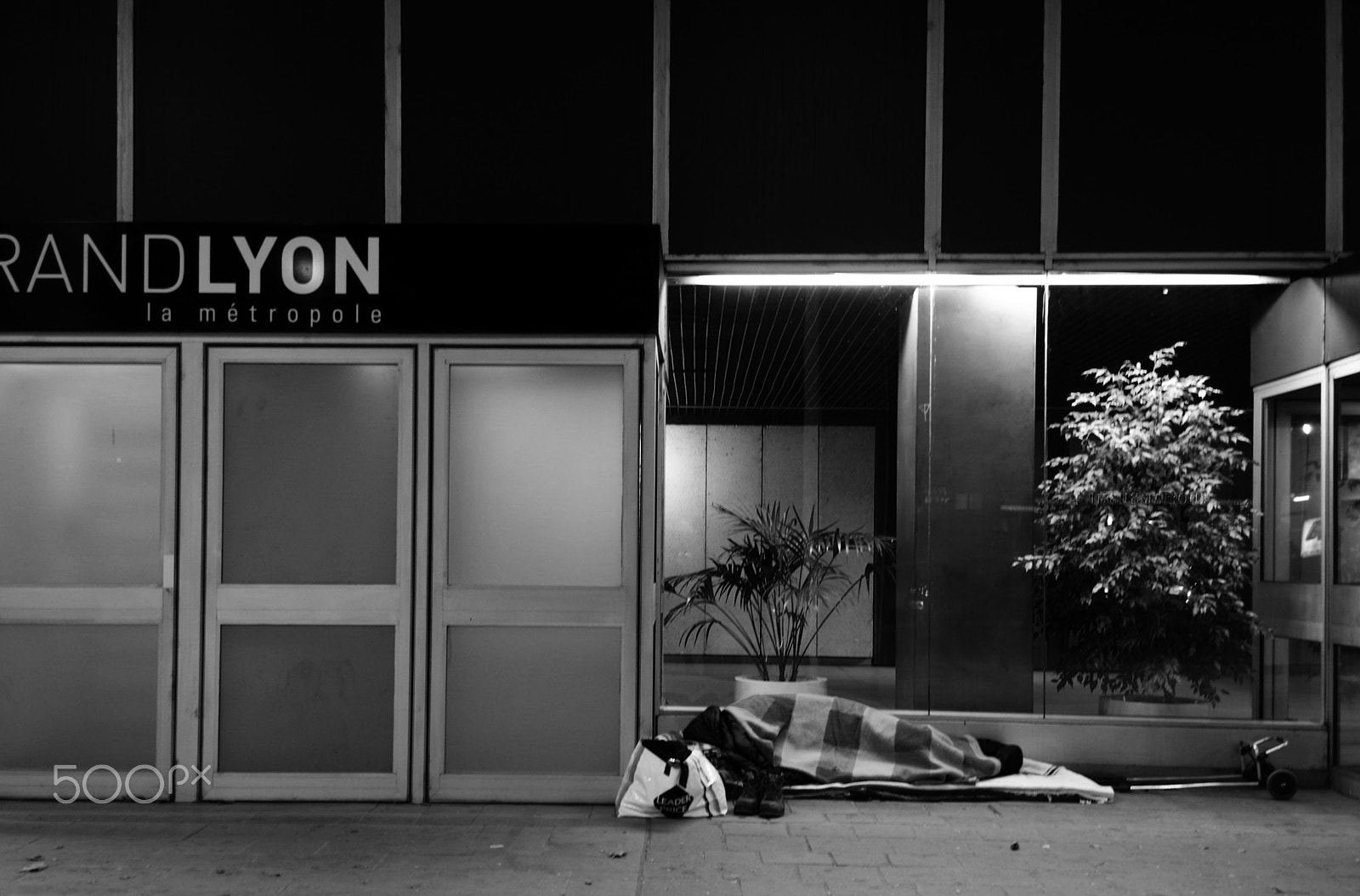 Pentax K-30 sample photo. Only lyon photography