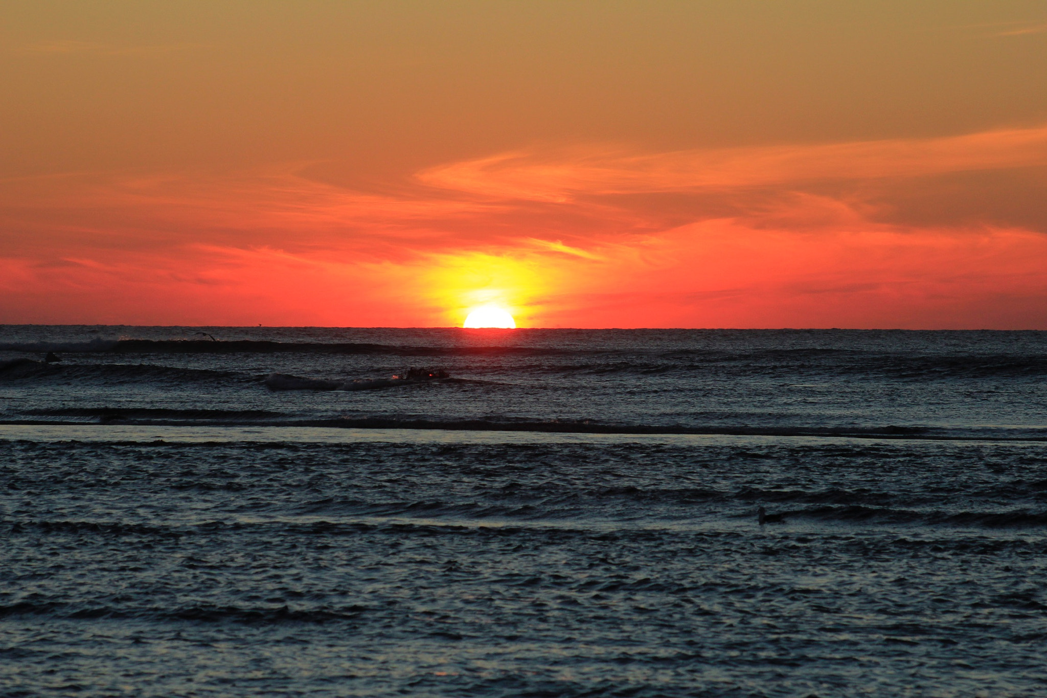 Canon EOS 550D (EOS Rebel T2i / EOS Kiss X4) + EF75-300mm f/4-5.6 sample photo. Atardecer en pichilemu photography