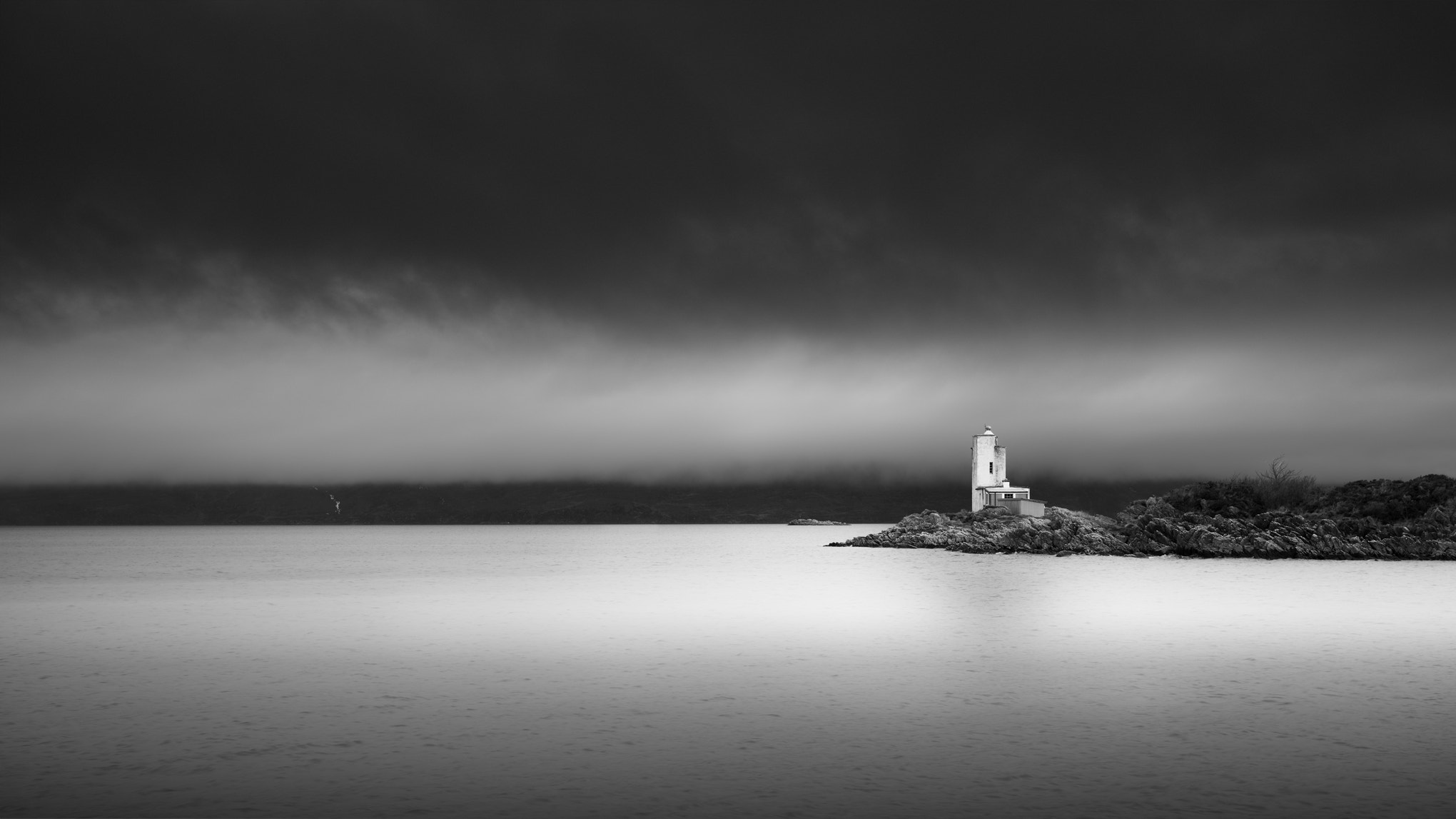 Nikon PC-E Nikkor 45mm F2.8D ED Tilt-Shift sample photo. Eilean a'chait lighthouse photography