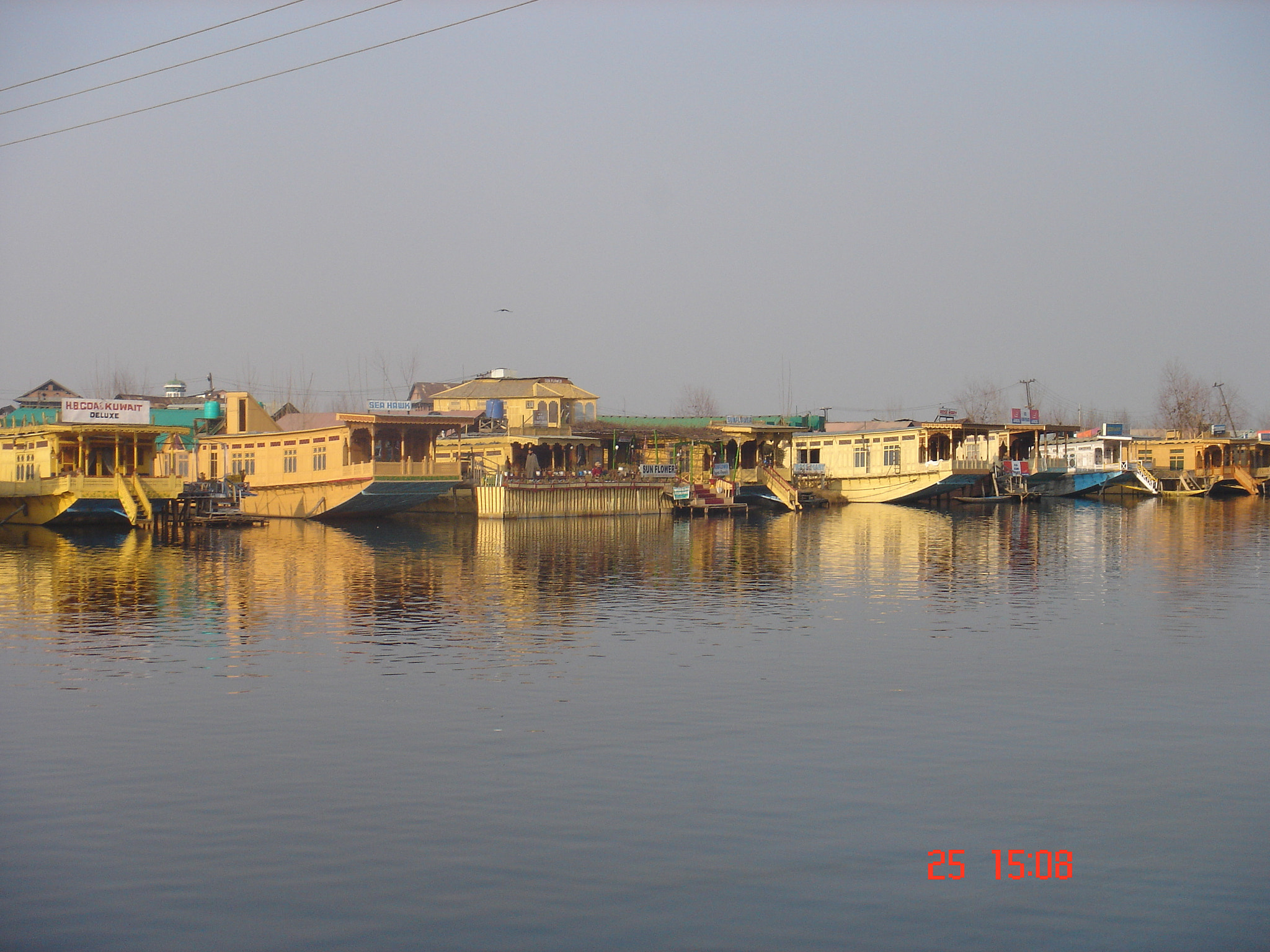 Sony DSC-F88 sample photo. Dal lake, srinagar photography