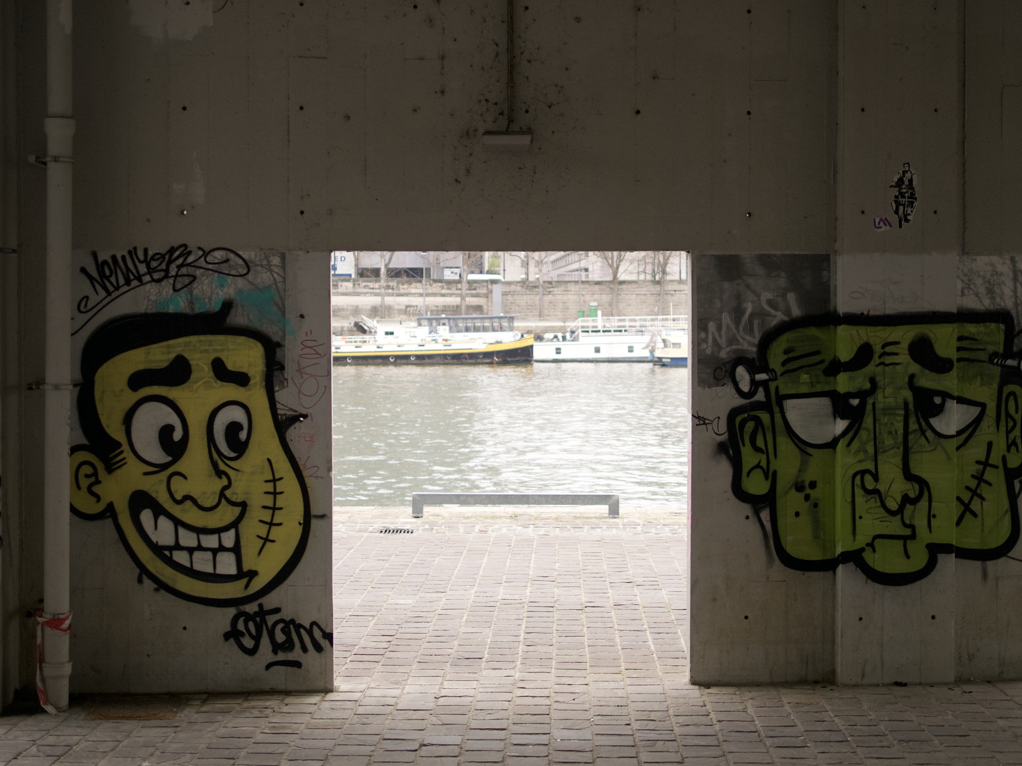 Panasonic Lumix DMC-GX85 (Lumix DMC-GX80 / Lumix DMC-GX7 Mark II) + Panasonic Leica DG Summilux 25mm F1.4 II ASPH sample photo