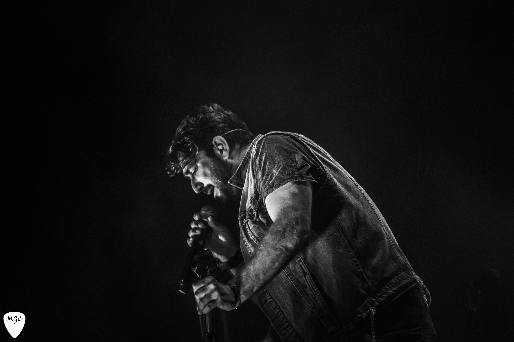 Sony Alpha a3000 sample photo. Concert photography