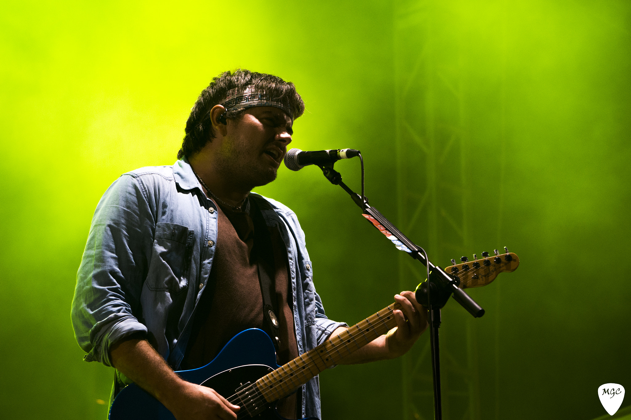 Sony Alpha a3000 sample photo. Concert photography