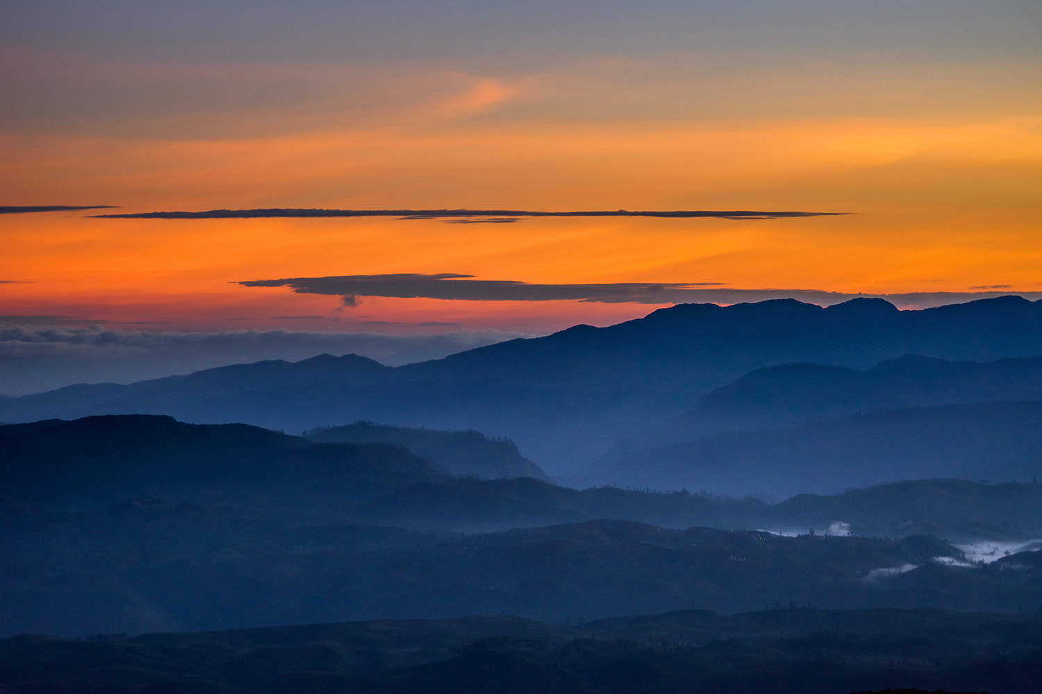 Sony a99 II + Sony 70-400mm F4-5.6 G SSM sample photo. Clouds over the valley photography