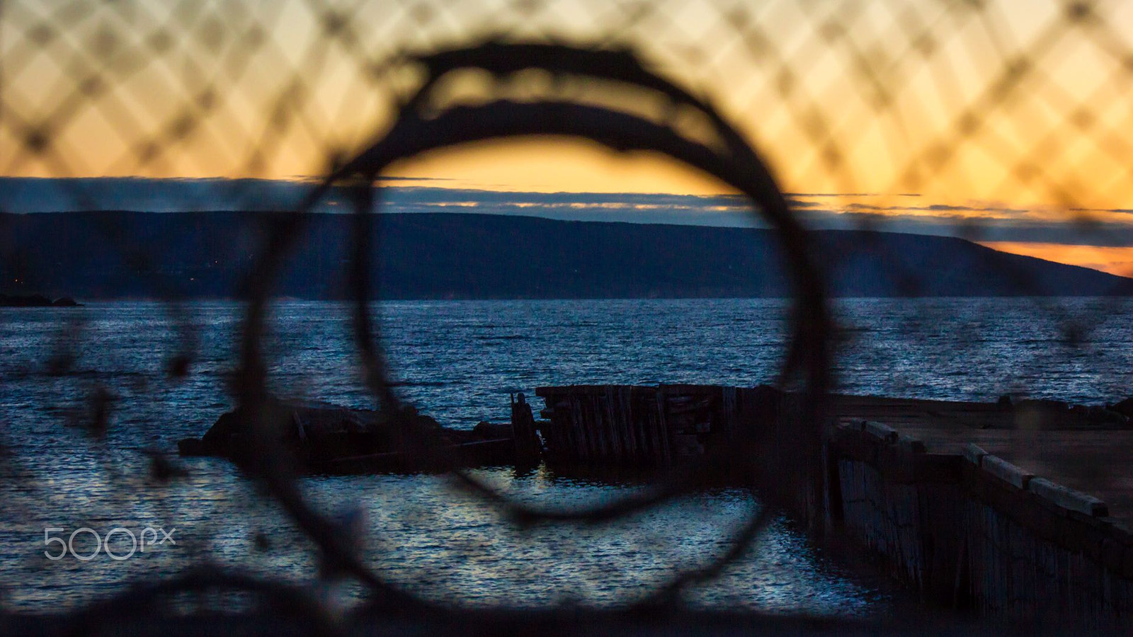 Canon EOS 550D (EOS Rebel T2i / EOS Kiss X4) sample photo. Atlantic golden sunset photography