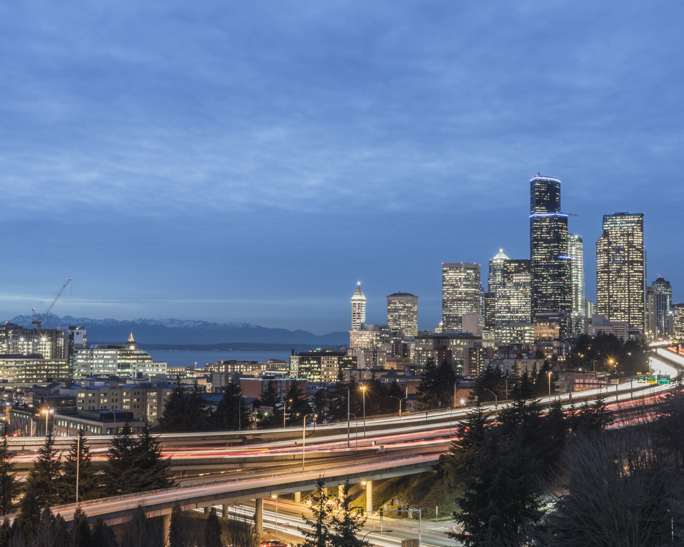 Sony FE 28mm F2 sample photo. Seattle light trails photography