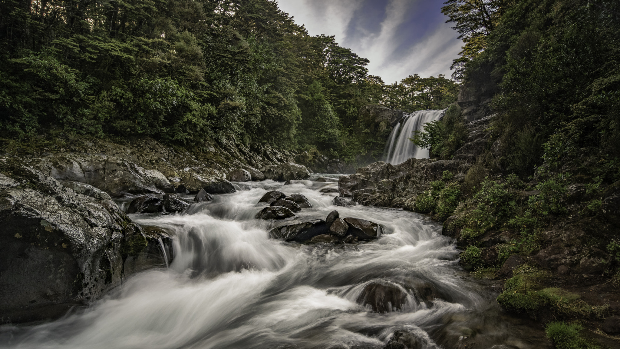 Tokina AT-X Pro 12-24mm F4 (IF) DX sample photo. Tawhai falls photography