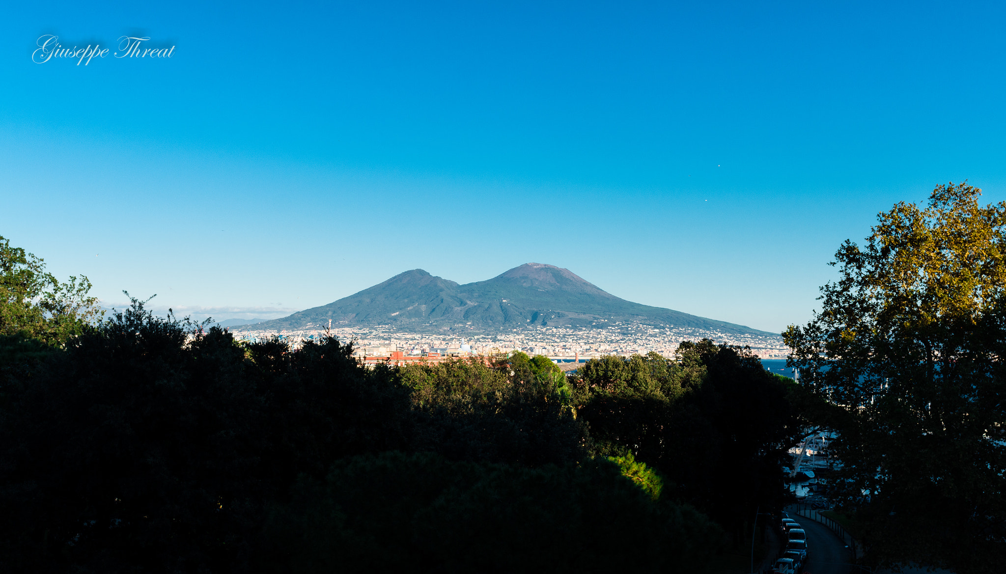 Canon EF 24mm F2.8 IS USM sample photo. Vesuvio photography