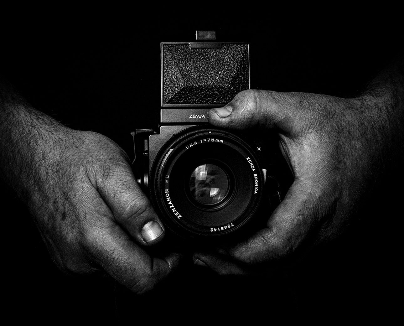 Canon EF 28-300mm F3.5-5.6L IS USM sample photo. Hands on bronica photography