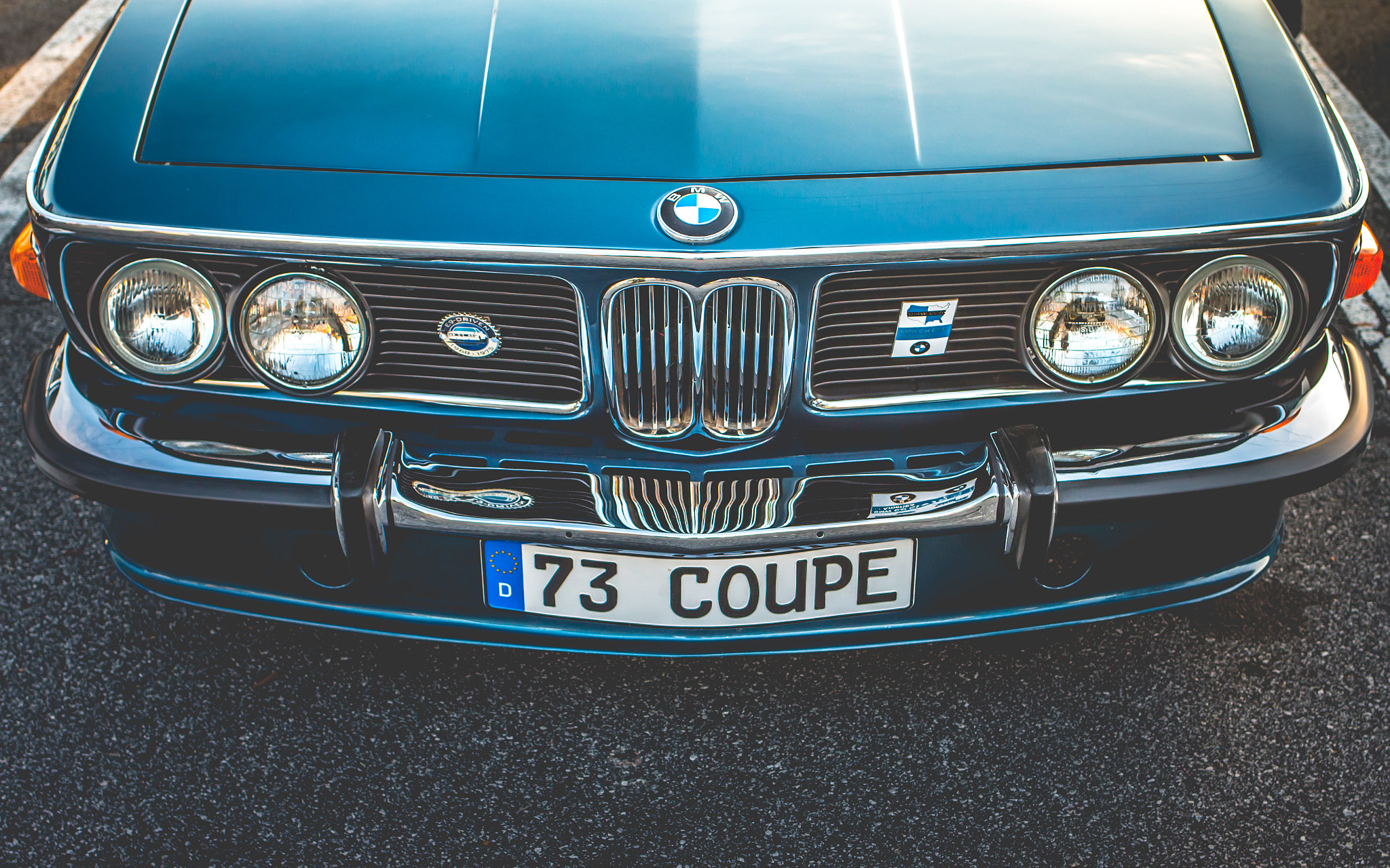 Canon EF 35mm F2 IS USM sample photo. 1973 bmw e9 3.0cs coupe photography