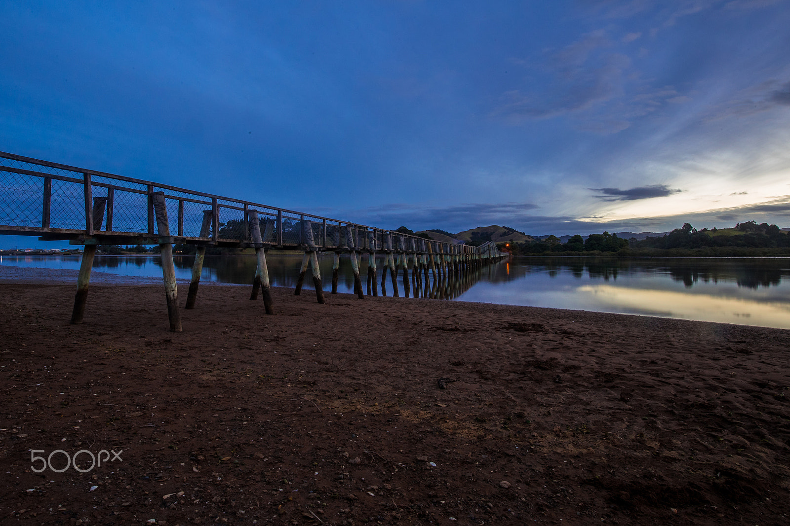 Canon EF 16-35mm F4L IS USM sample photo. Whananaki holiday park, new zealand photography