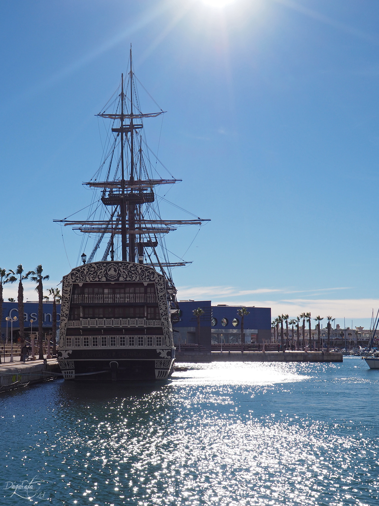 Olympus OM-D E-M10 II + OLYMPUS M.9-18mm F4.0-5.6 sample photo. El santísima trinidad, en el puerto de alicante. photography