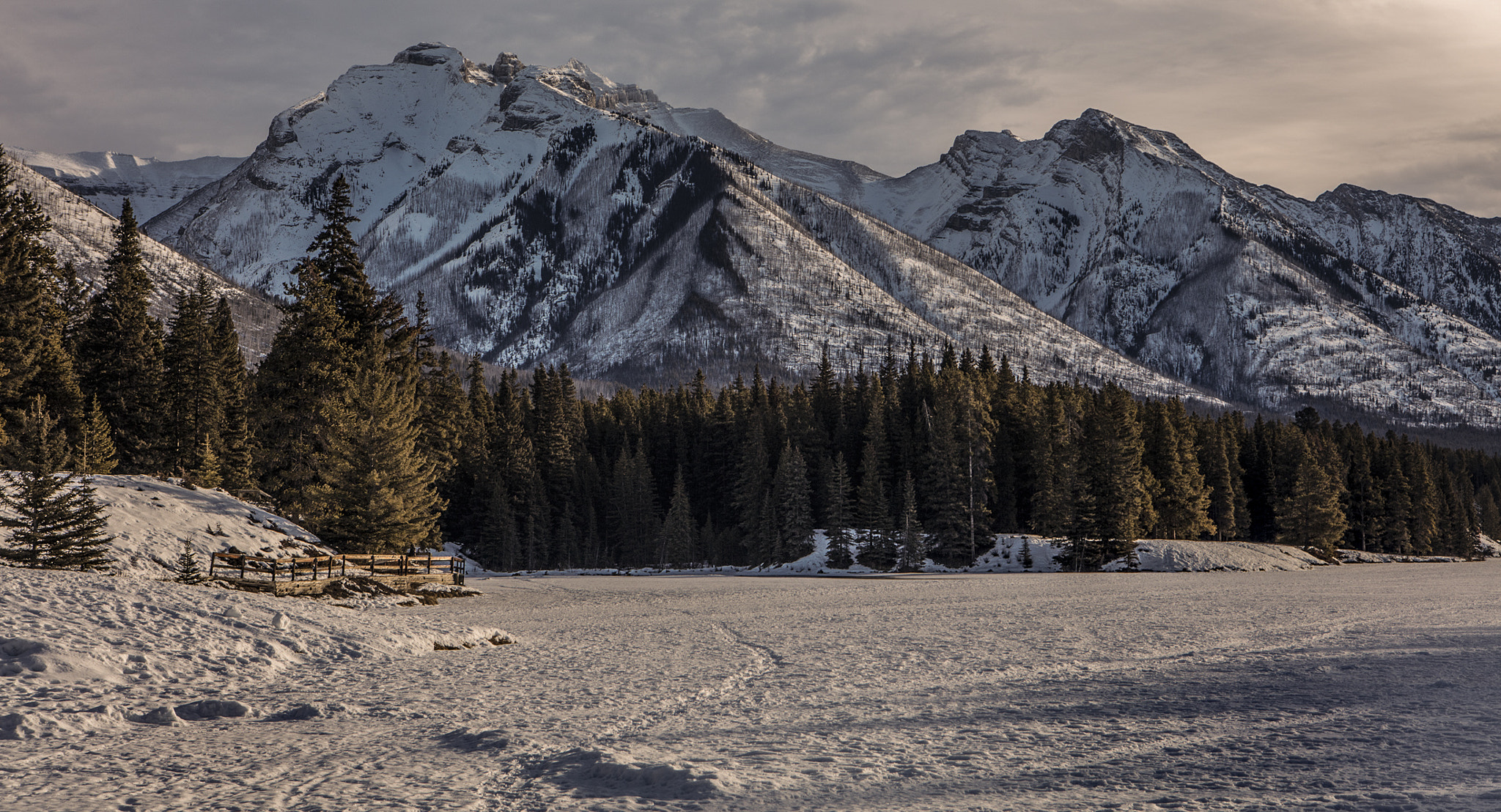 Canon EOS 5DS R sample photo. Near banff winter lake minnawanka photography