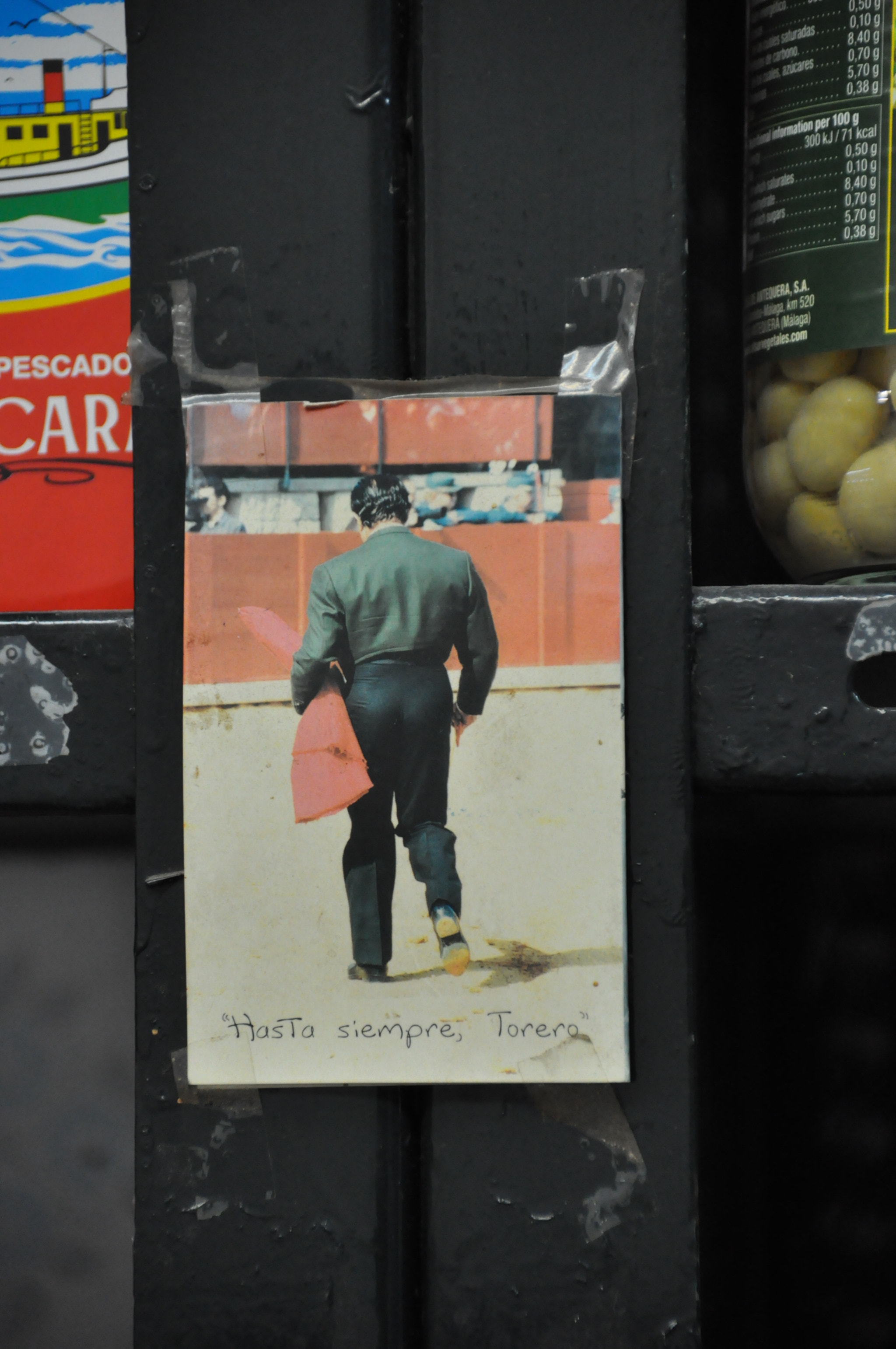 Sigma 18-200mm F3.5-6.3 II DC OS HSM sample photo. "farewell, bullfighter." photography