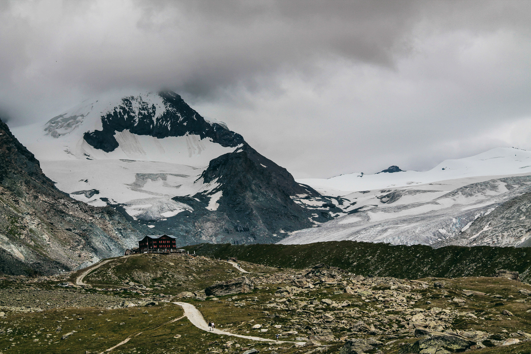 Canon EOS 1100D (EOS Rebel T3 / EOS Kiss X50) sample photo. Zermatt valley photography