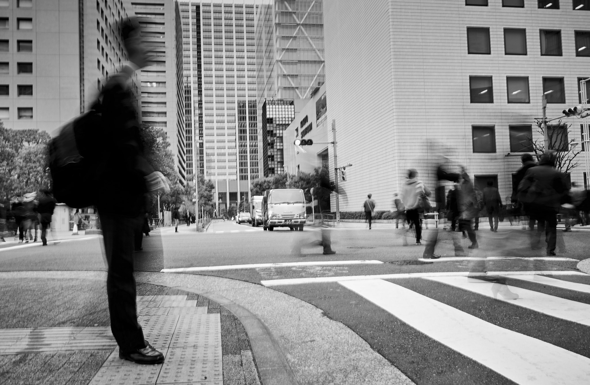 Sony Cyber-shot DSC-RX100 II + Sony Cyber-shot DSC-RX100 II sample photo. Winter morning commute in tokyo photography