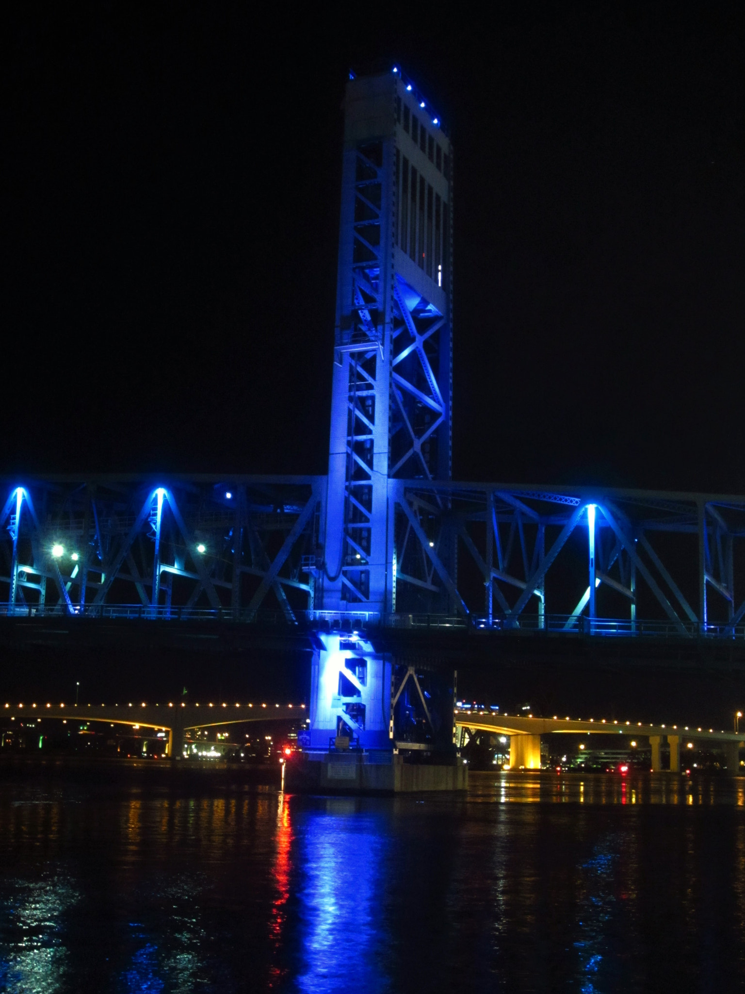 Canon PowerShot ELPH 300 HS (IXUS 220 HS / IXY 410F) sample photo. Main street bridge, jacksonville, fl 2 photography