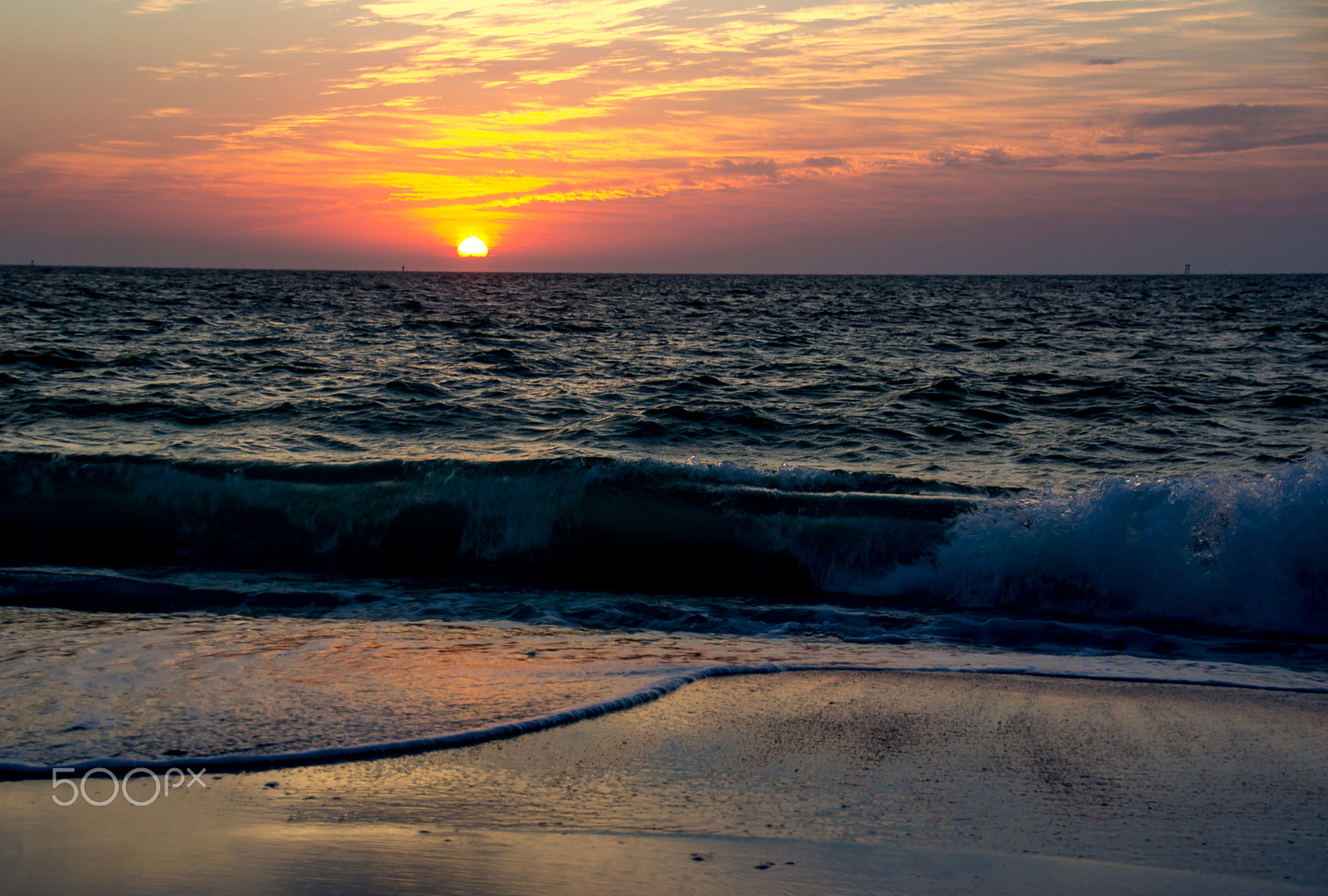 Canon EOS 600D (Rebel EOS T3i / EOS Kiss X5) sample photo. Sunset and surf photography