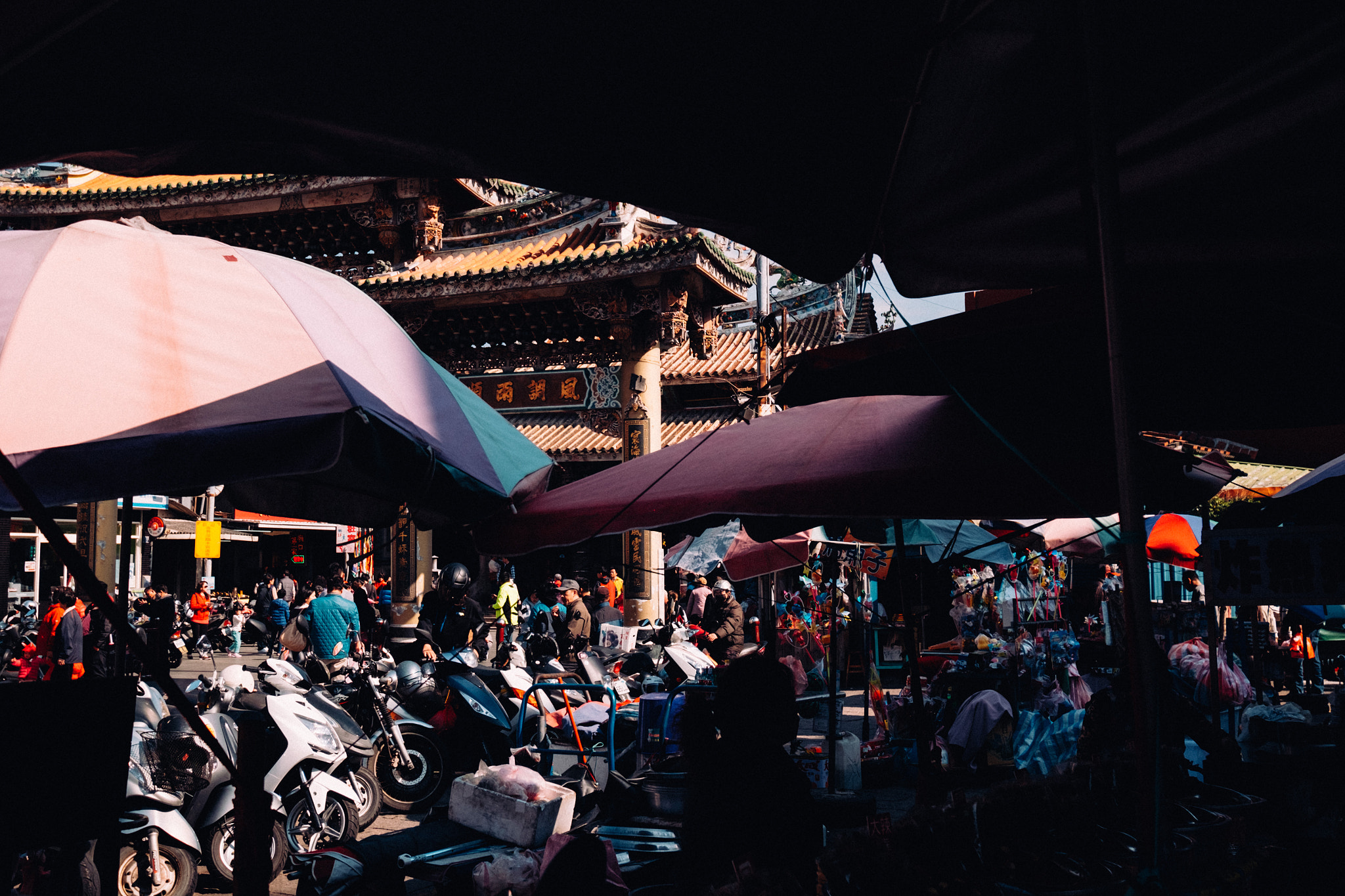 Temple market