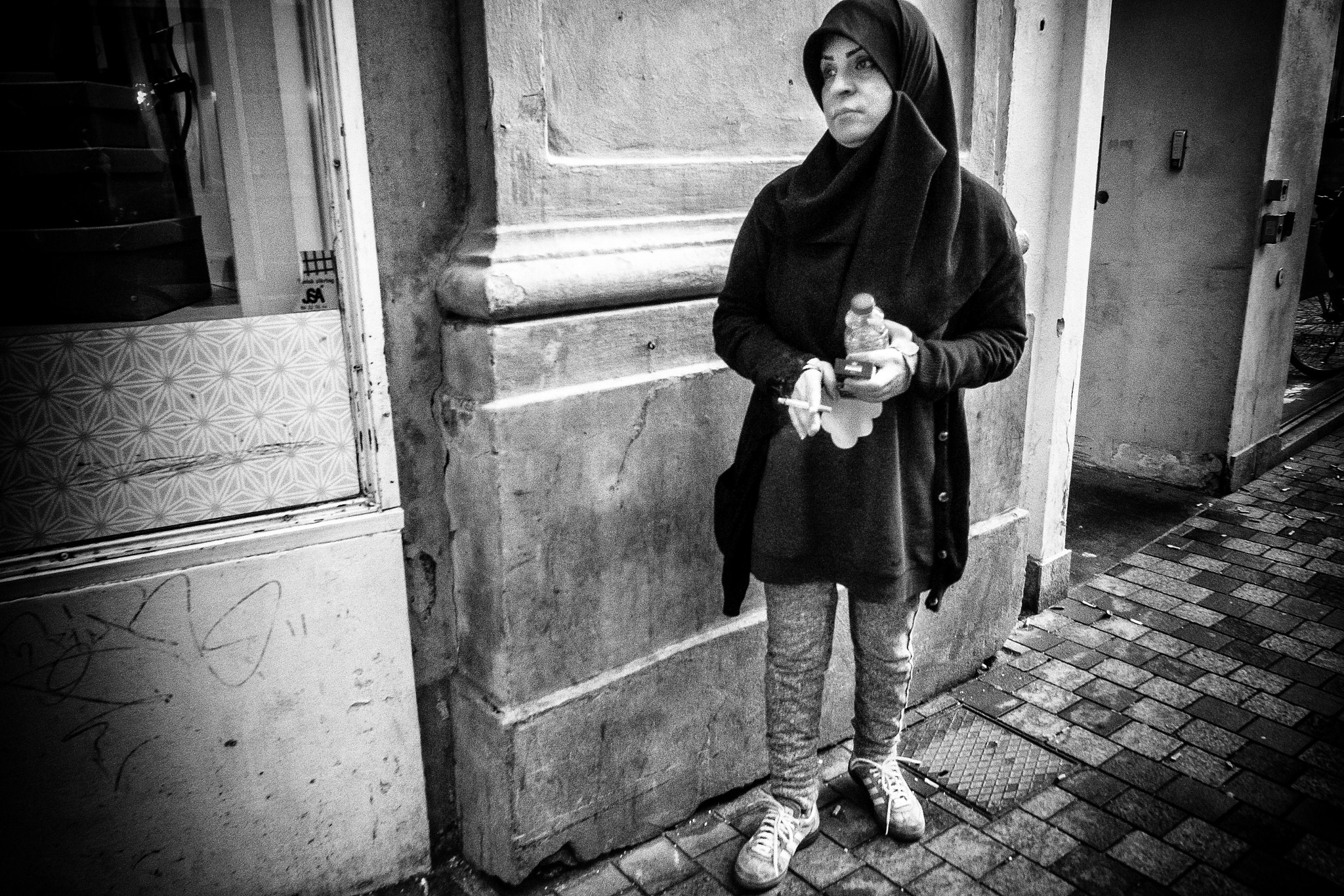 Fujifilm X-Pro2 + Fujifilm XF 18mm F2 R sample photo. Images on the run... photography