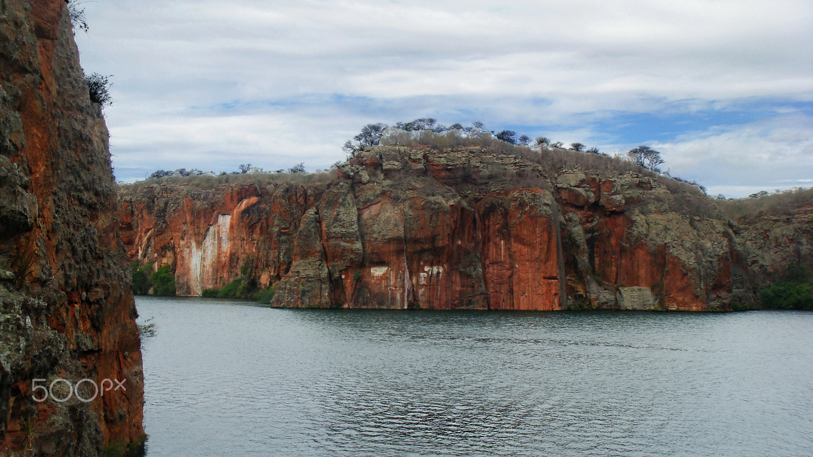Sony DSC-T200 sample photo. Rio são francisco canyon photography