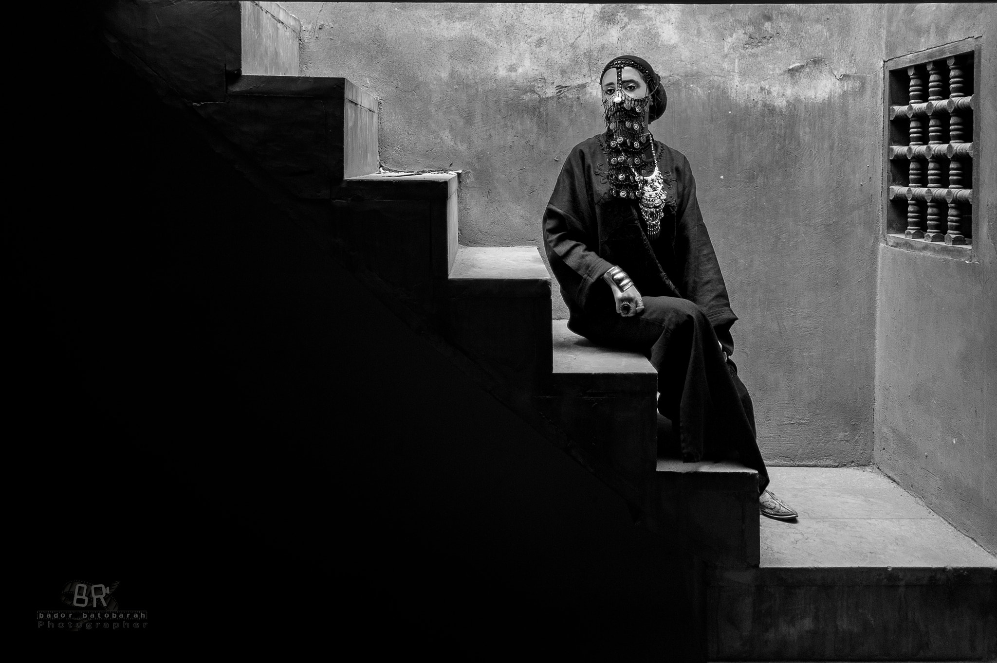 Nikon D3 sample photo. Woman on stairs photography