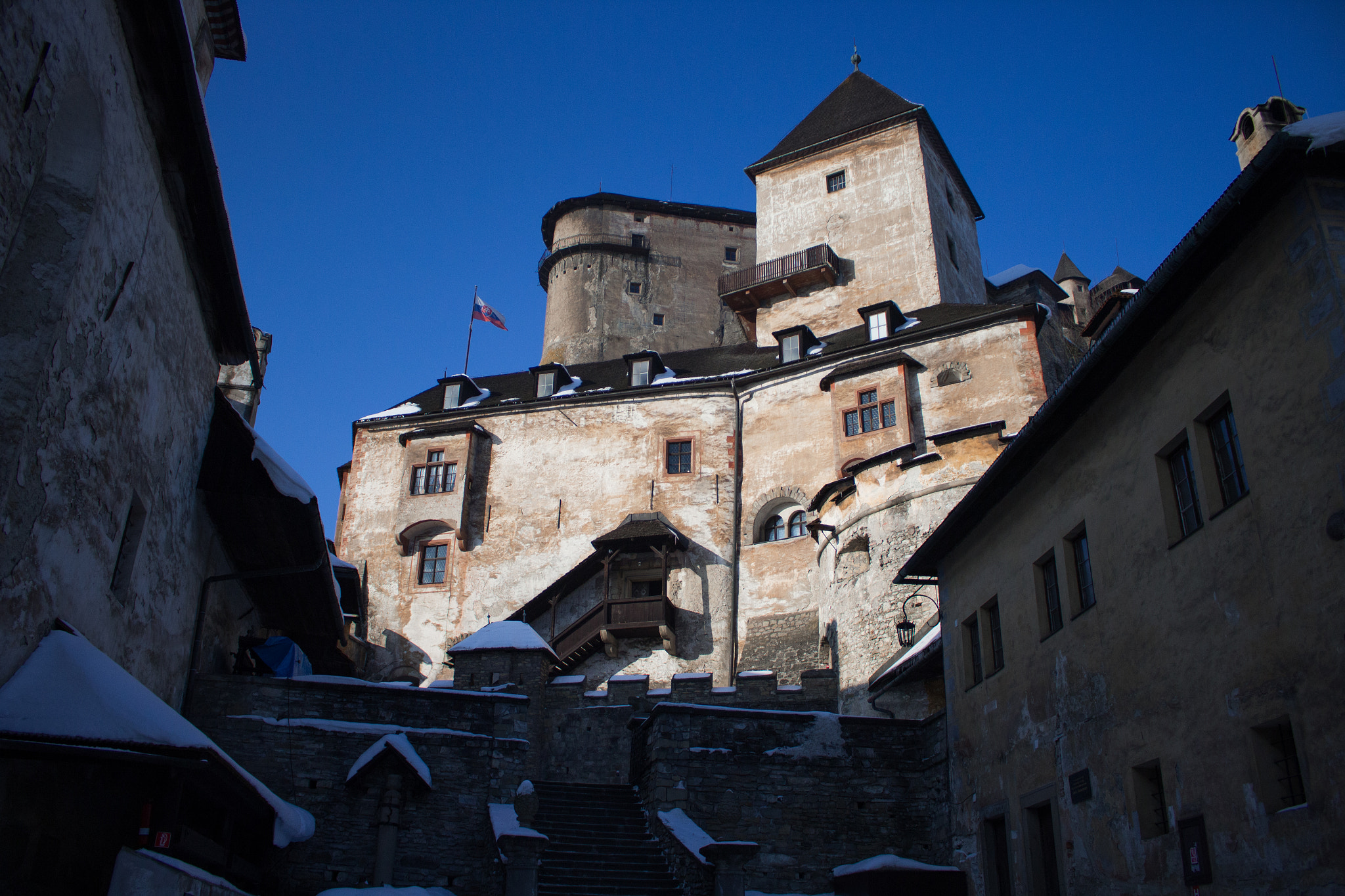 Canon EOS 1200D (EOS Rebel T5 / EOS Kiss X70 / EOS Hi) sample photo. Orava castle photography