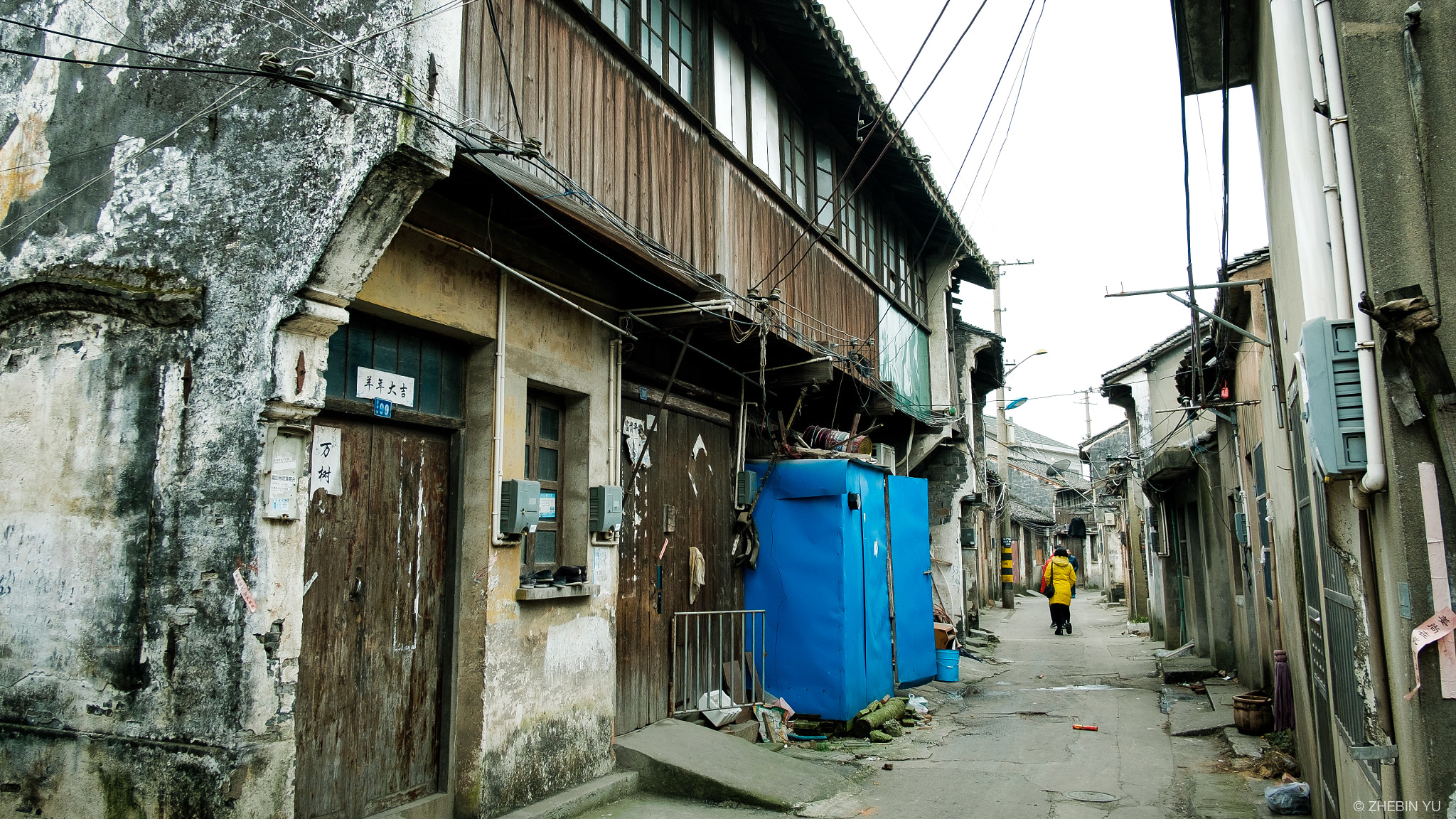 Fujifilm X-E2S + Fujifilm XF 18mm F2 R sample photo. Old alley in south of china photography