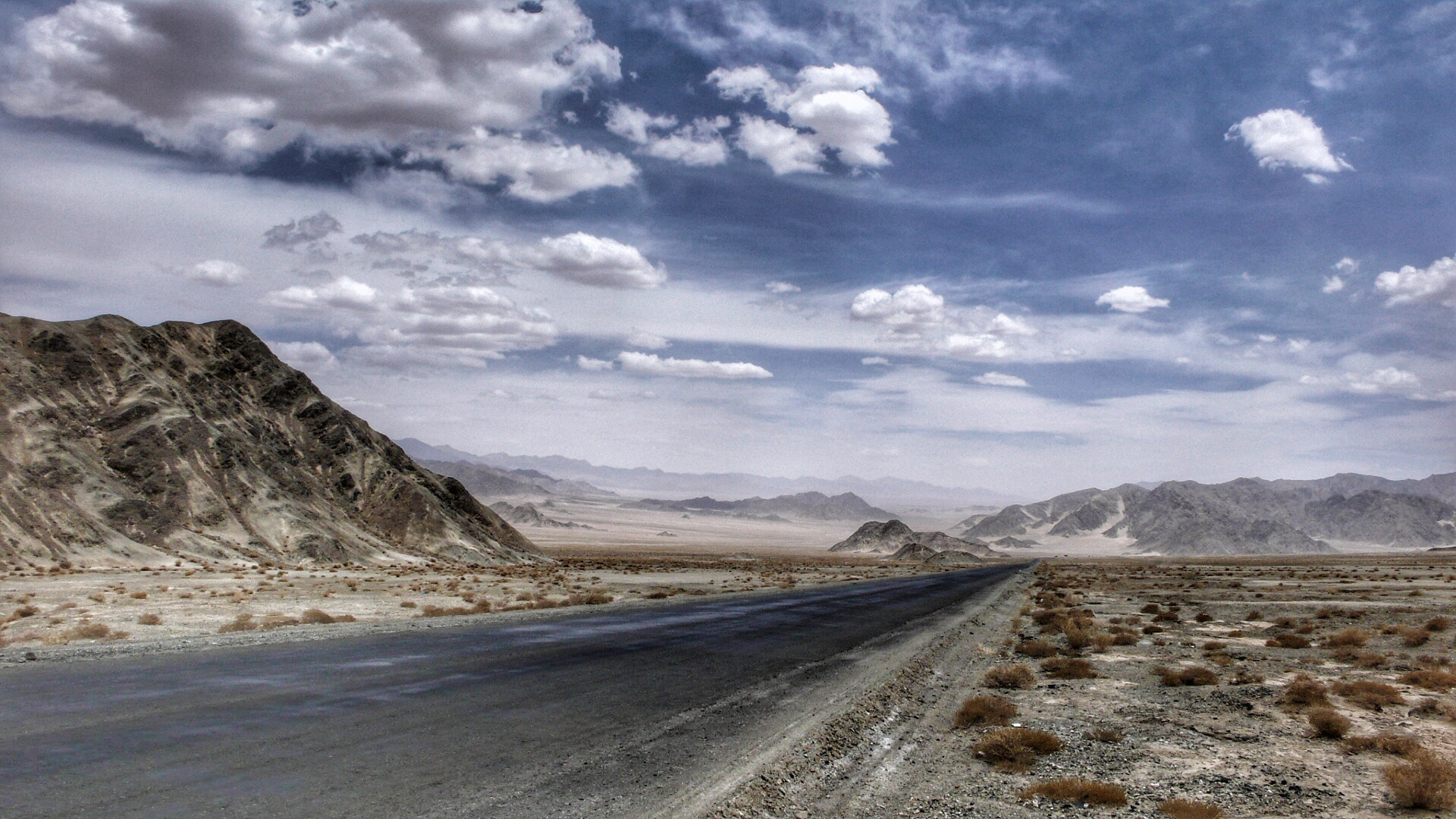 Panasonic DMC-LX2 sample photo. Gobi desert in western china photography