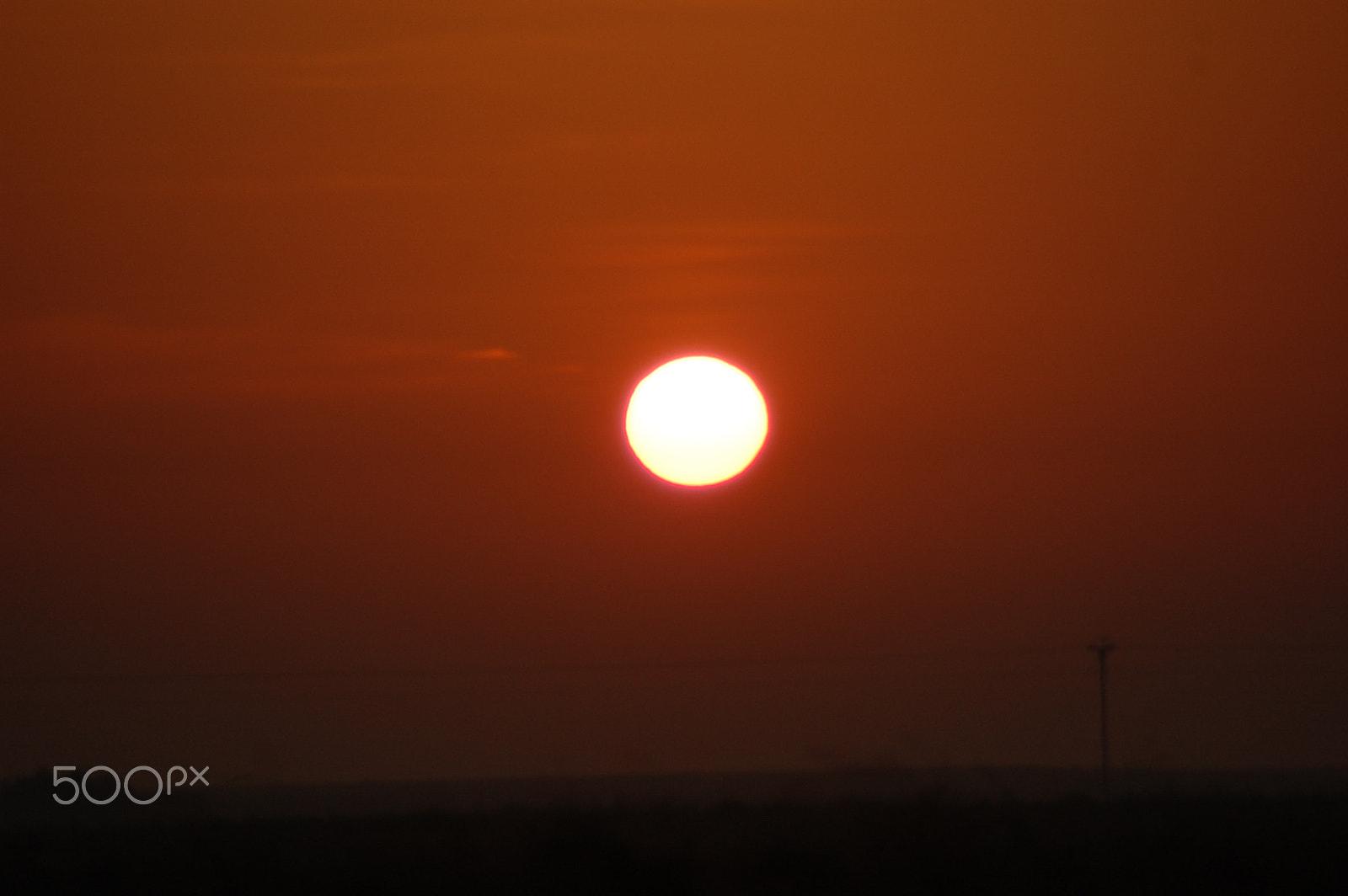 Nikon AF Nikkor 70-300mm F4-5.6G sample photo. Golden sky.. photography
