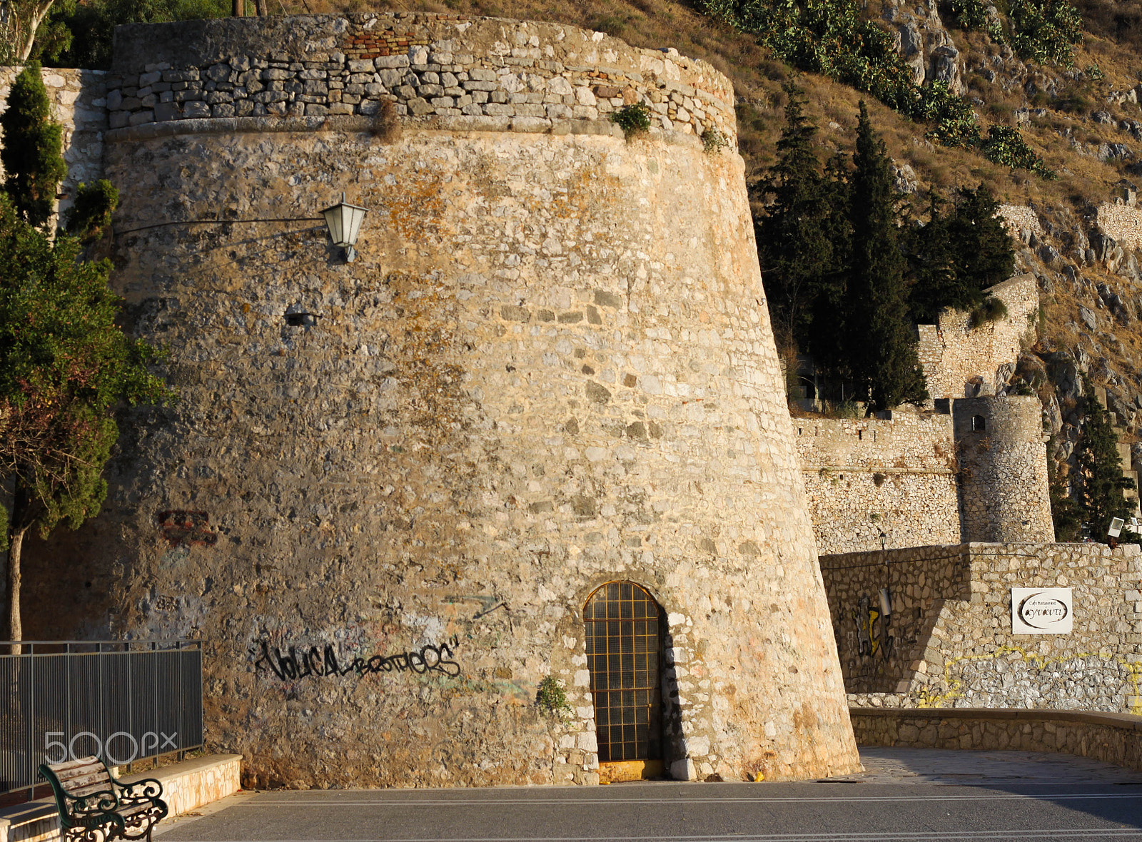 Canon EOS 500D (EOS Rebel T1i / EOS Kiss X3) sample photo. Nafplio photography