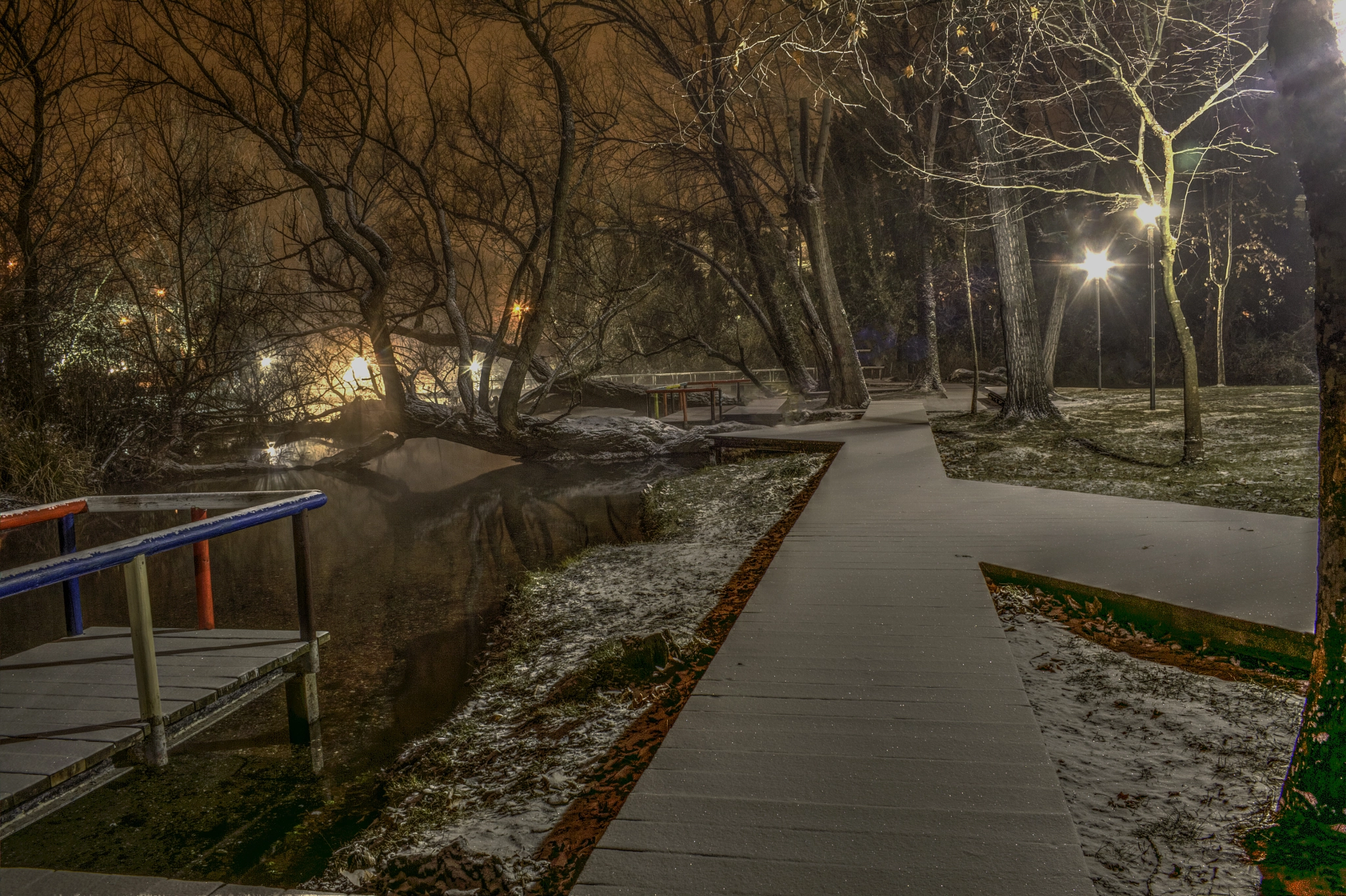 Canon EF-S 18-55mm F3.5-5.6 II sample photo. St. barbara park photography