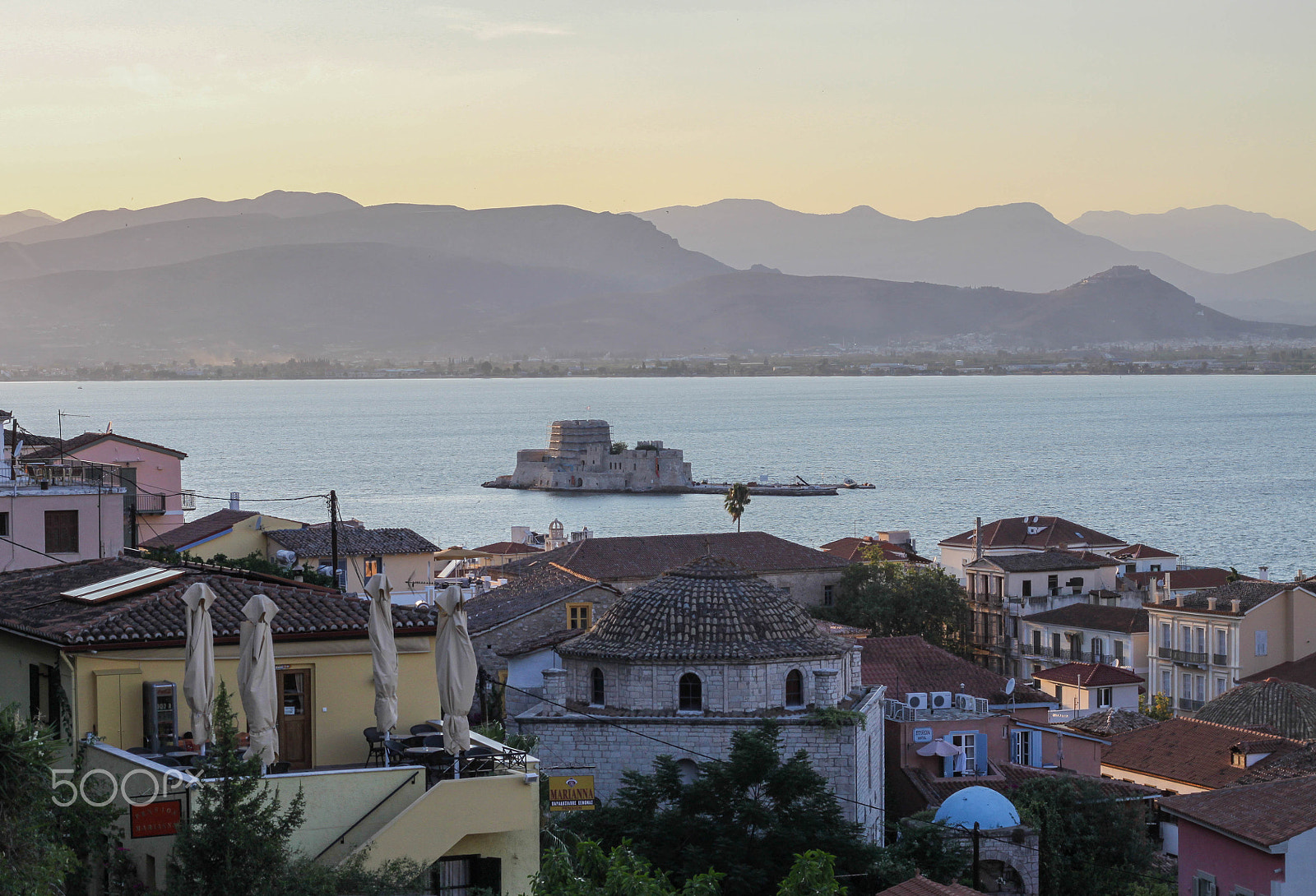 Canon EOS 500D (EOS Rebel T1i / EOS Kiss X3) sample photo. Nafplio photography
