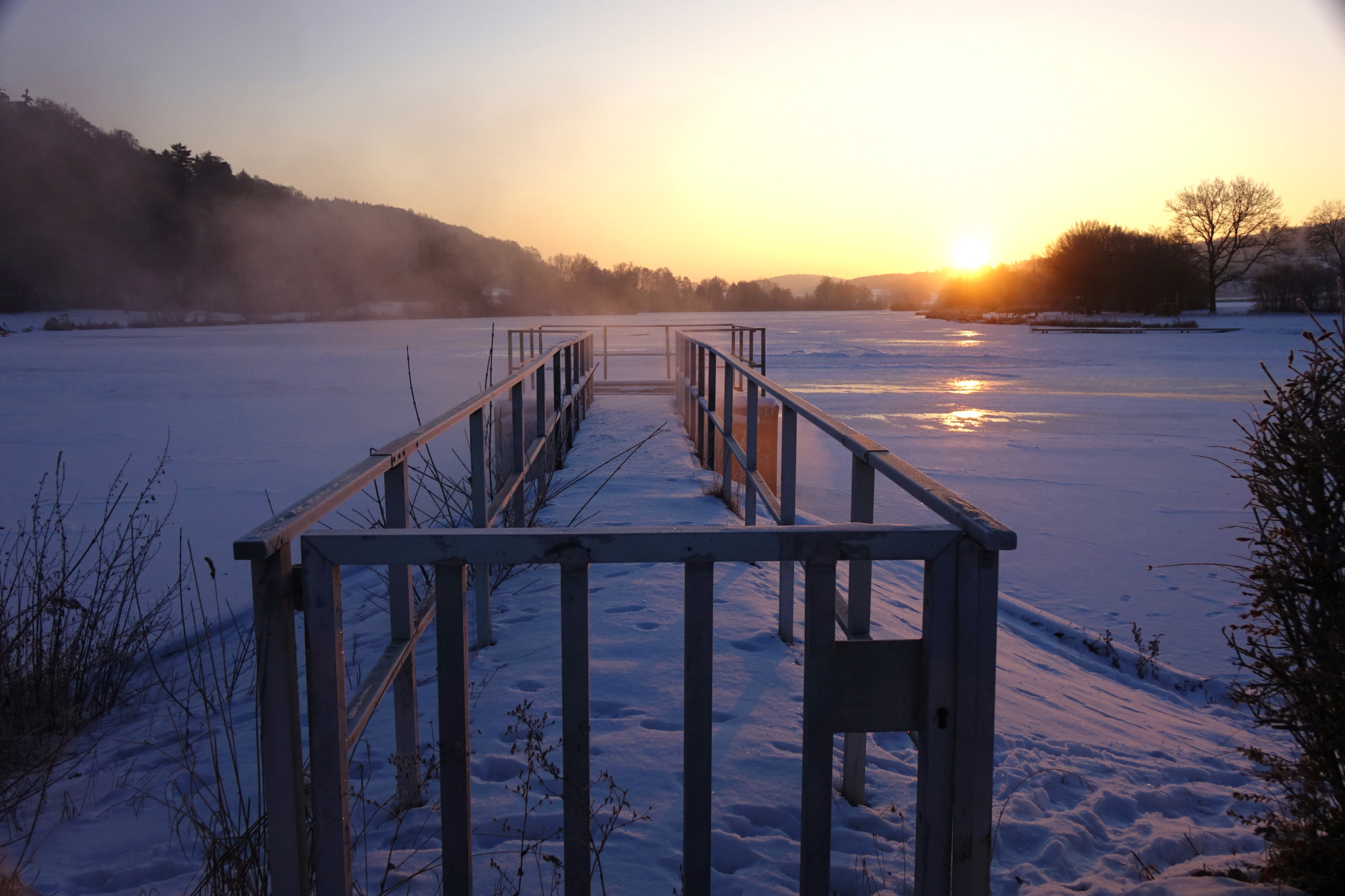 Sony 24-200mm F2.8 sample photo. Sunrise by the lake photography