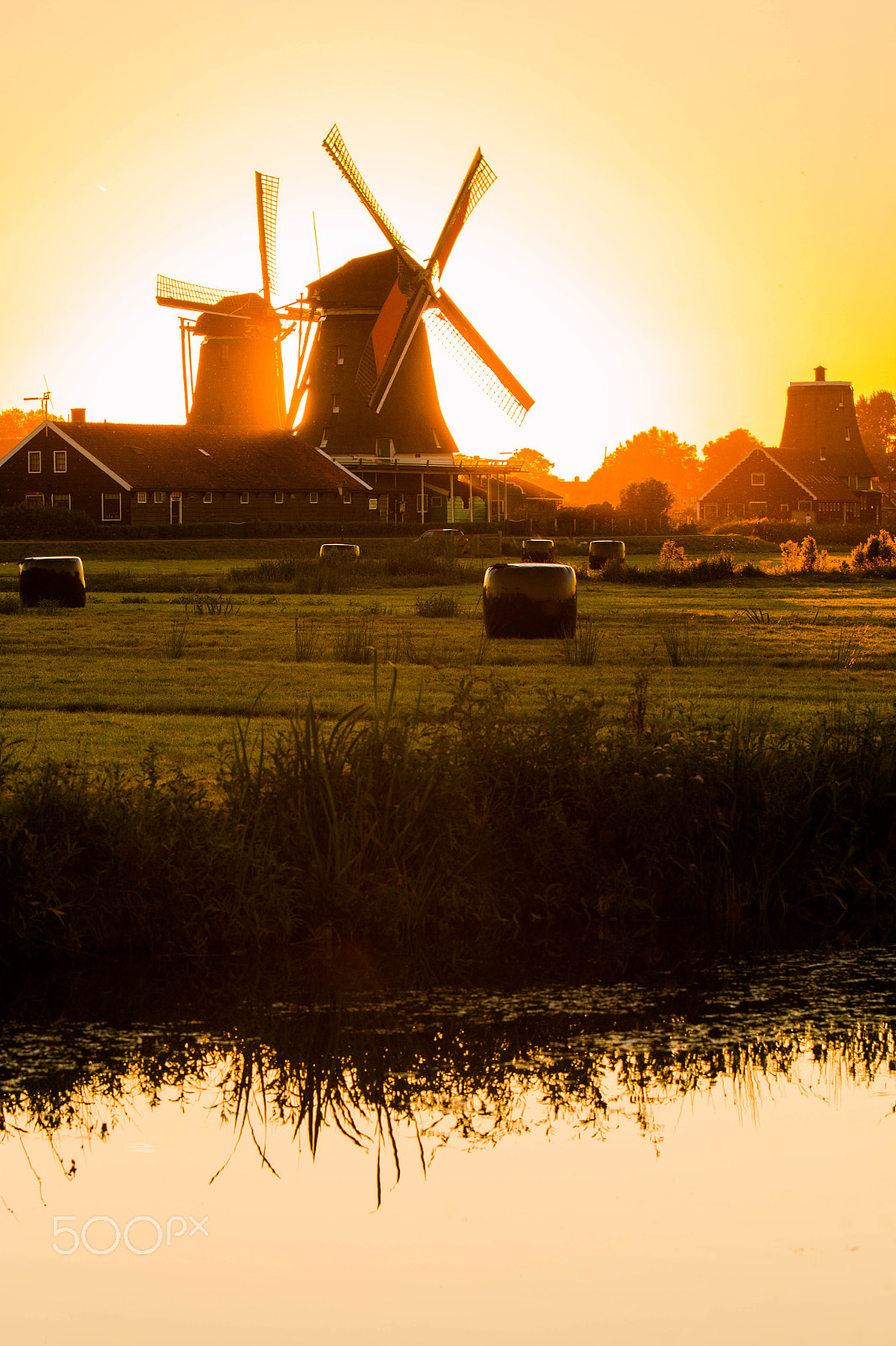 Canon EF 70-200mm F2.8L IS USM sample photo. Zaanse schans windmills photography