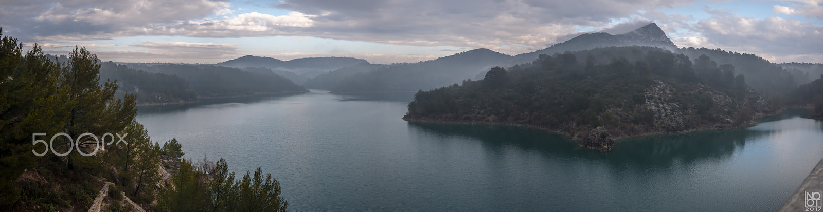 Panasonic Lumix DMC-GX7 + LUMIX G 20/F1.7 II sample photo. Lac de bimont (panorama) photography