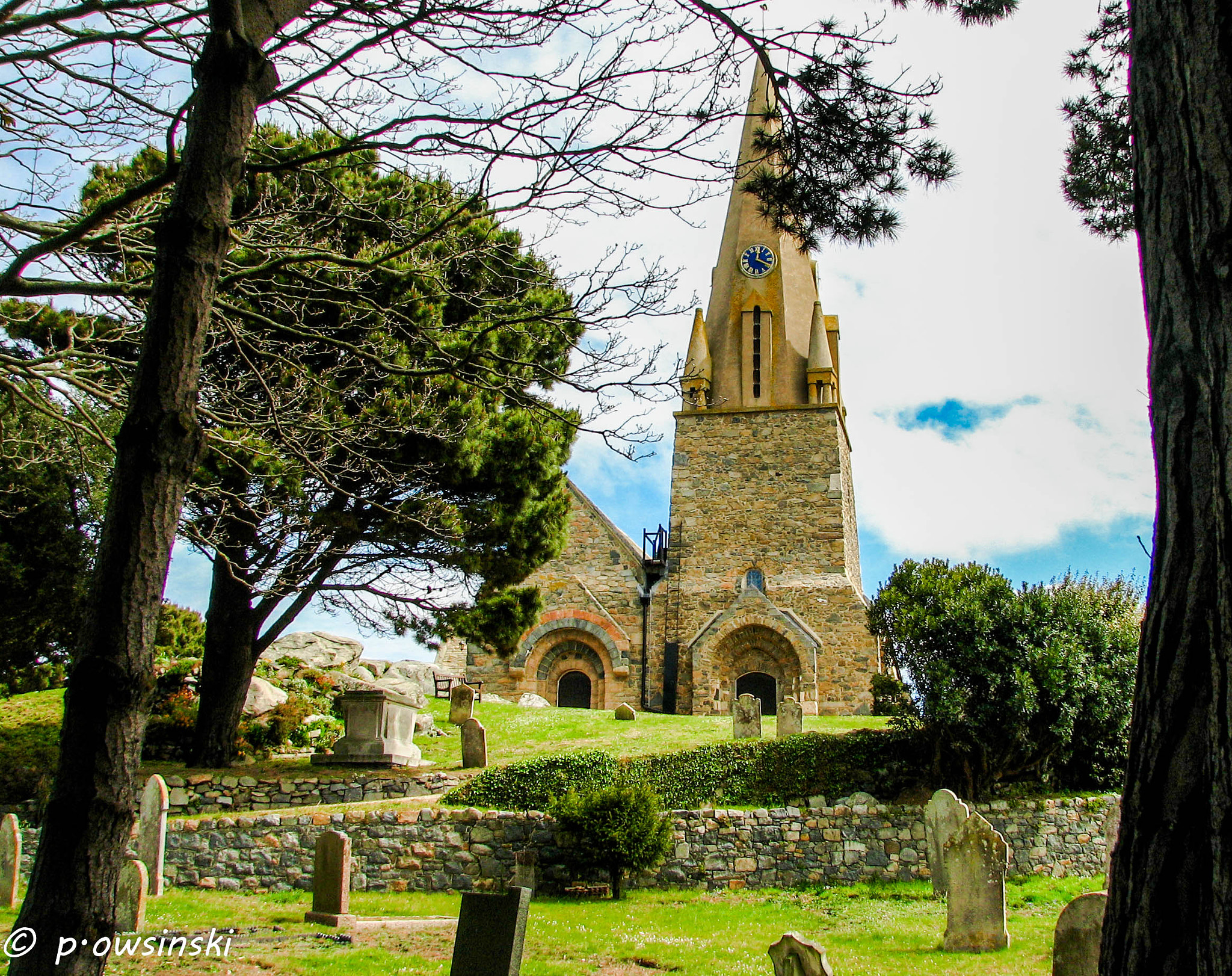 Canon POWERSHOT S2 IS sample photo. St martin's parish church / guernsey channel islands photography