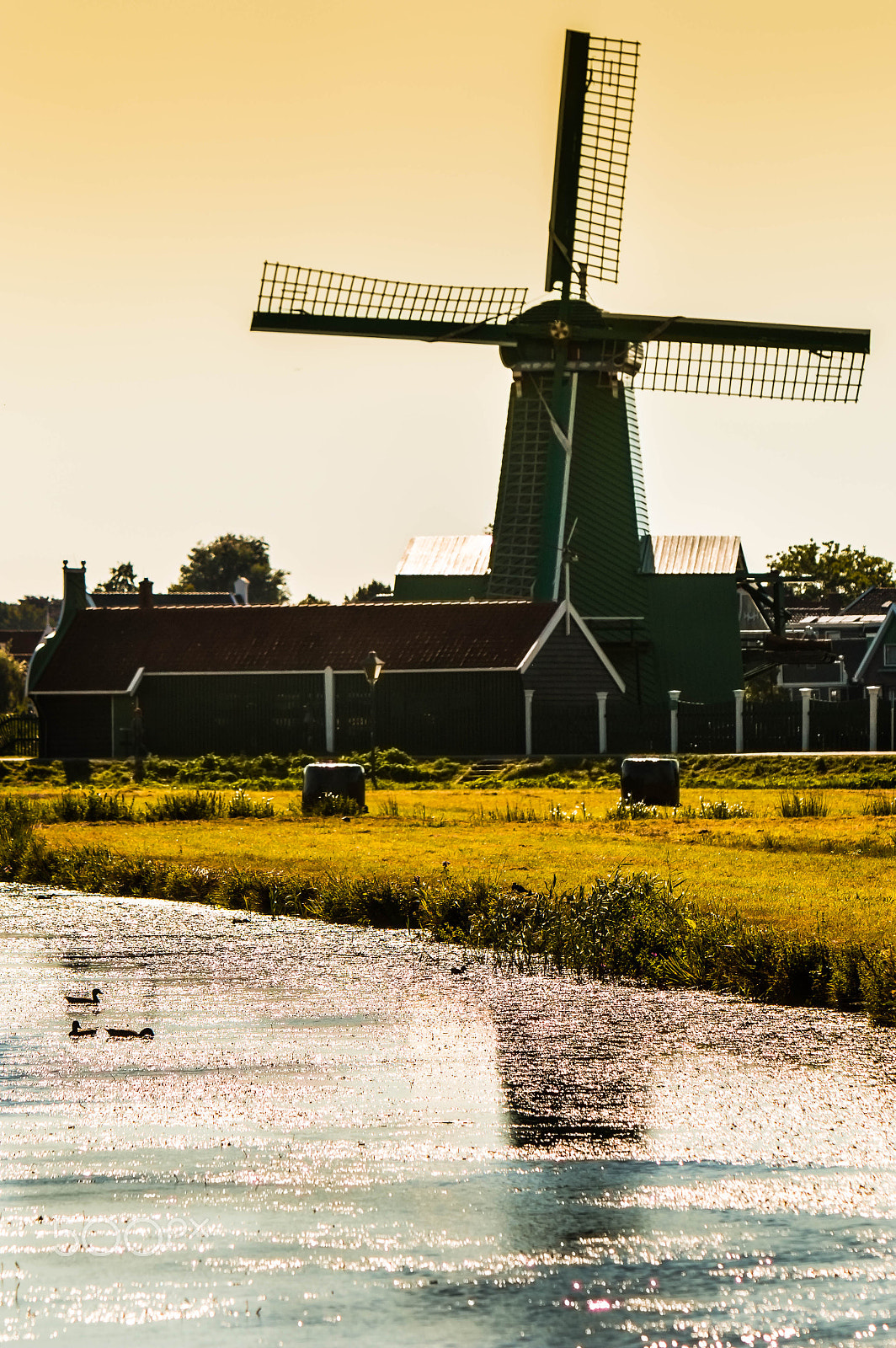 Canon EF 70-200mm F2.8L IS USM sample photo. Windmill of zaanse schans photography