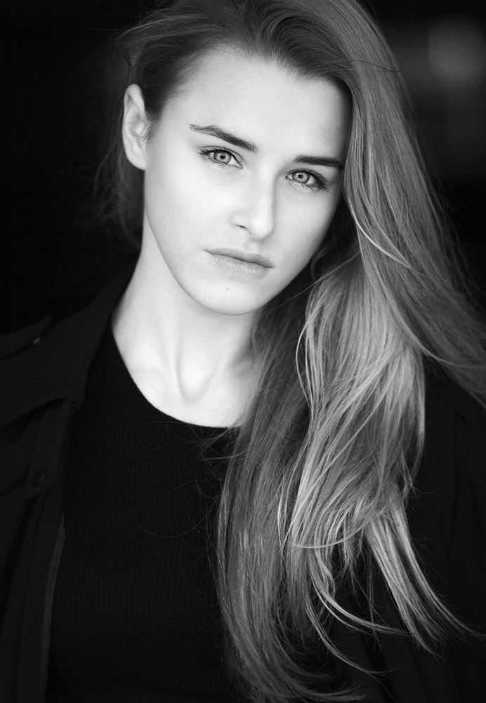 Canon EOS 60D + Canon EF 100mm F2.0 USM sample photo. Anastasia bw photography