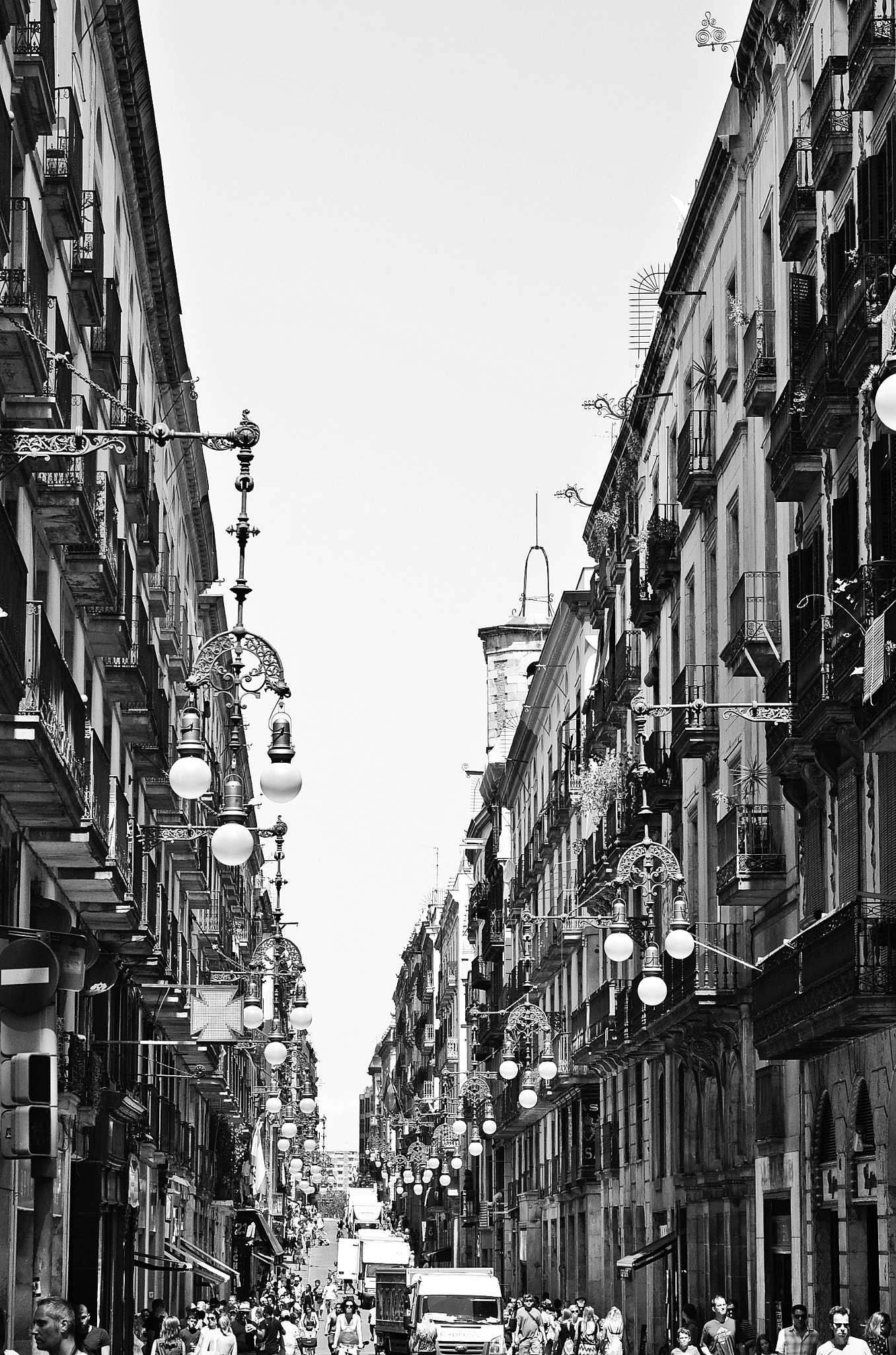 Sigma 28-70mm F2.8 sample photo. Barcelona-spain photography