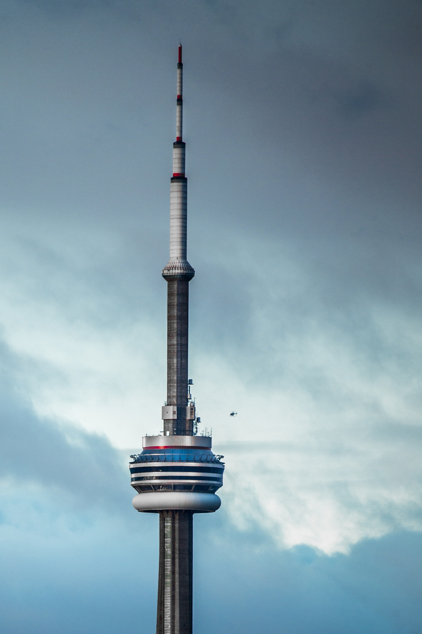 Canon EF 100-400mm F4.5-5.6L IS USM sample photo. My collection of cn tower photos as i work my way to a total of 36 views of the cn tower photography