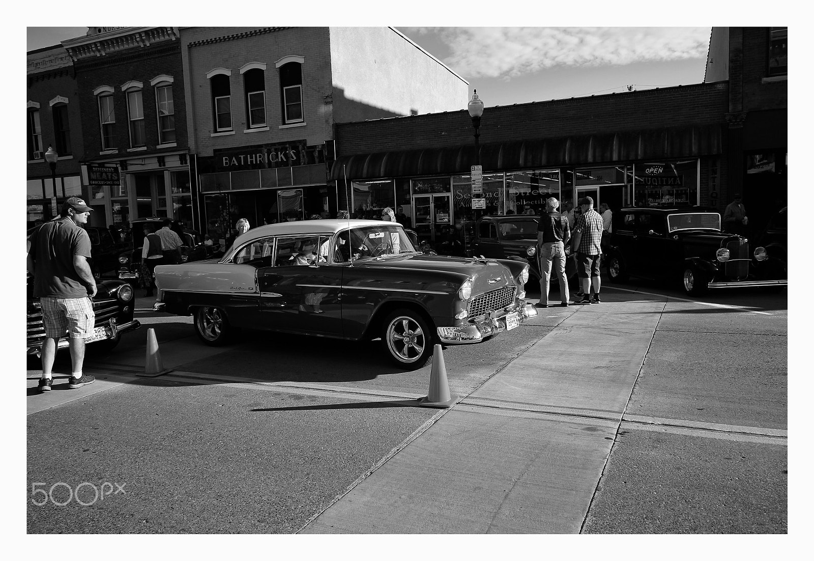 Canon EOS 1100D (EOS Rebel T3 / EOS Kiss X50) sample photo. 1955 chevy bel aire photography