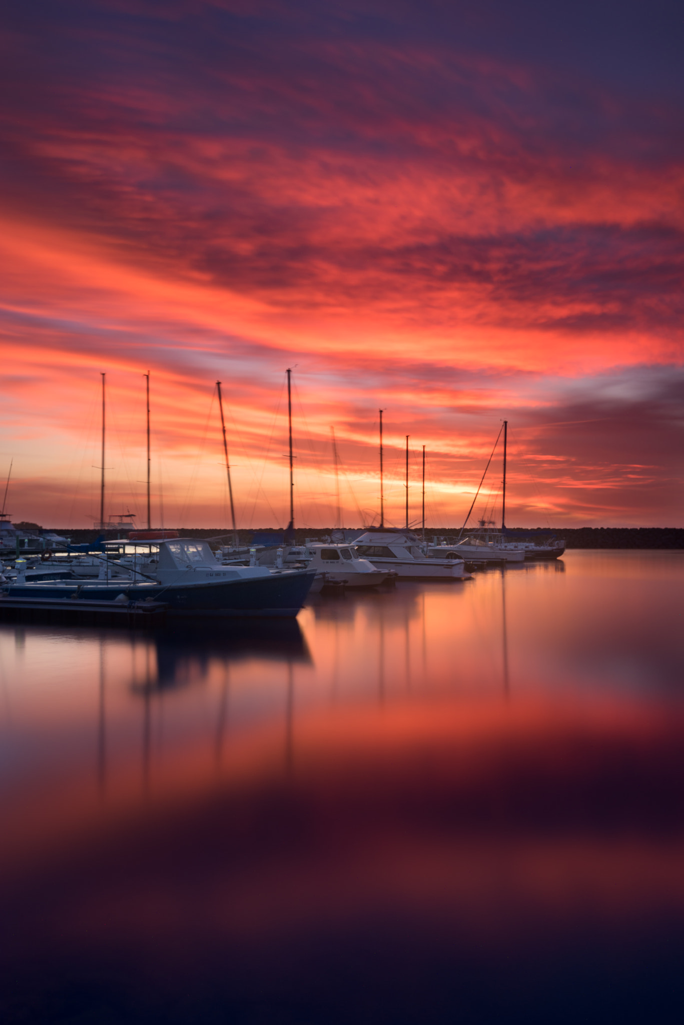 Nikon AF-S Nikkor 18-35mm F3.5-4.5G ED sample photo. Incredible sunset photography