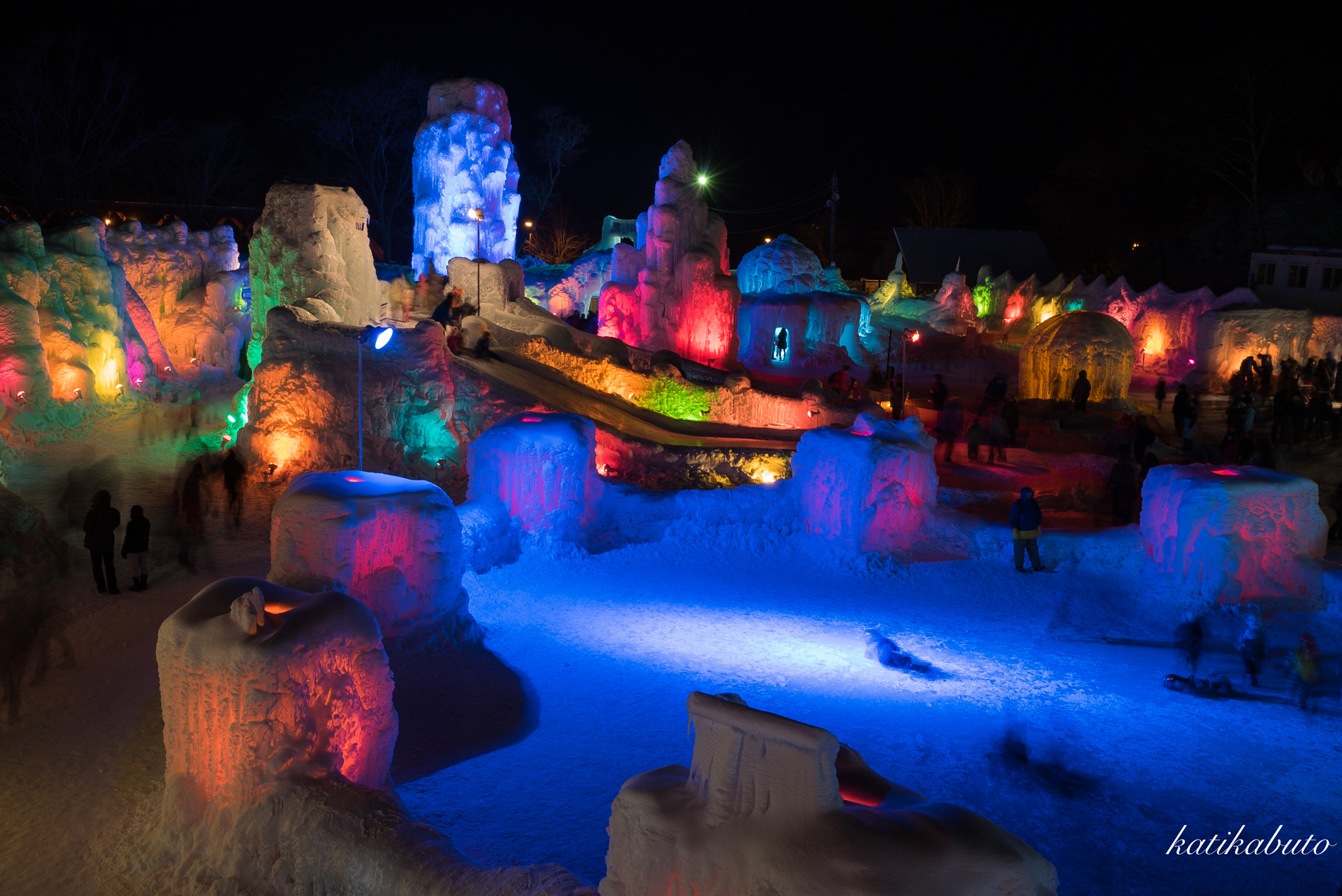 Sony a7S + Sony Vario-Tessar T* FE 16-35mm F4 ZA OSS sample photo. Colorful ice festival photography