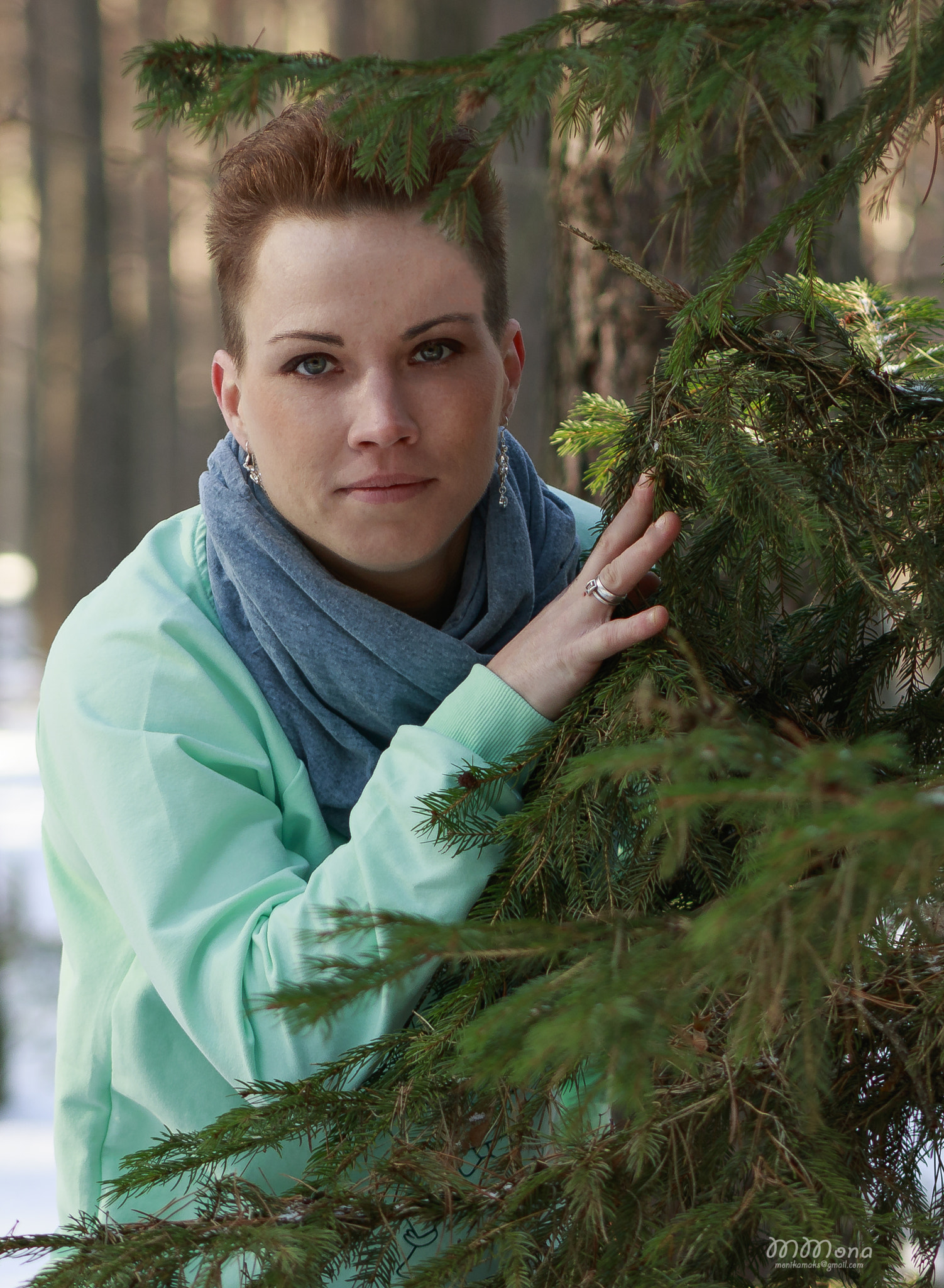 Canon EF 75-300mm f/4-5.6 USM sample photo. In the forest photography