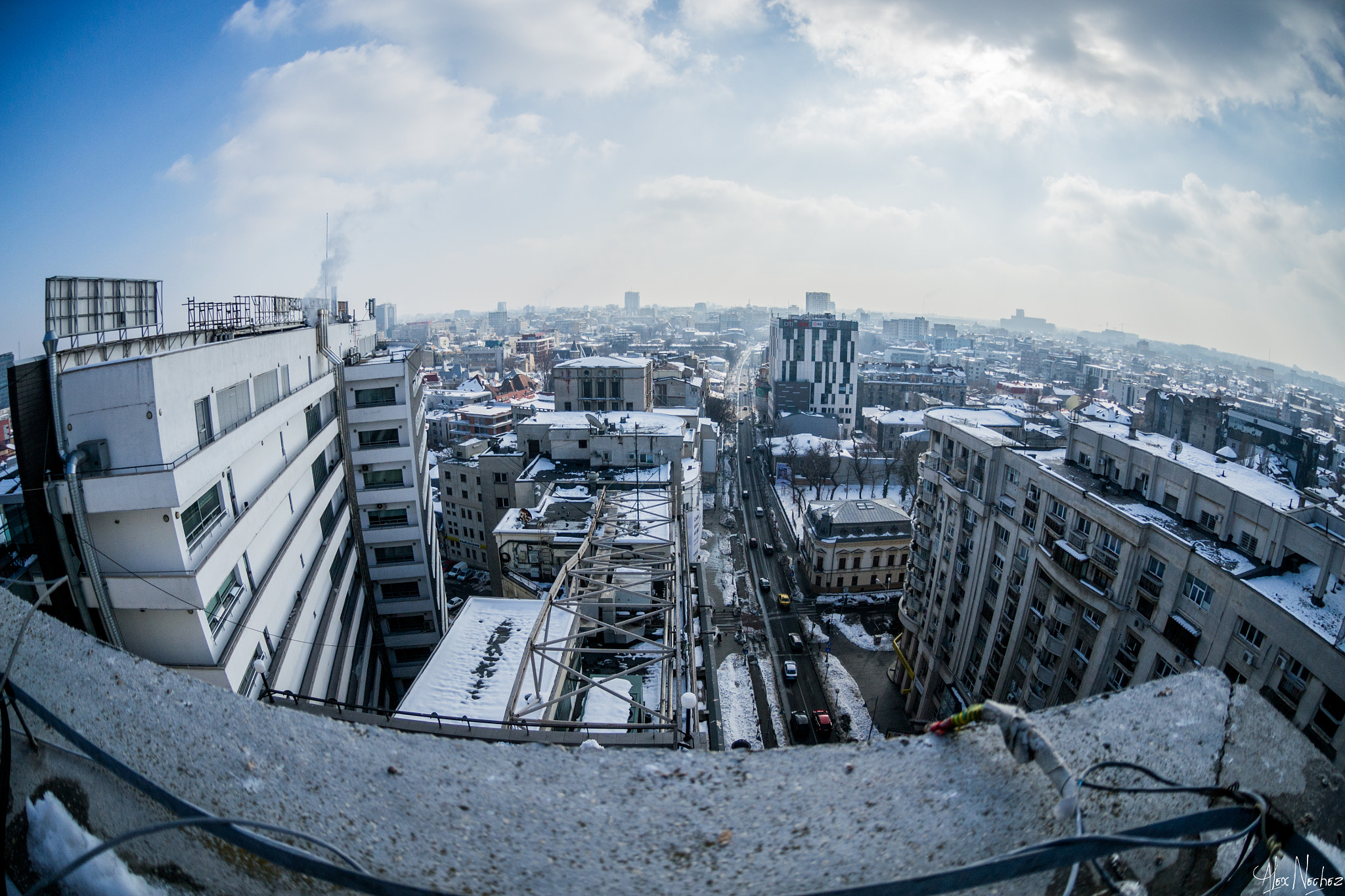 Nikon D3100 + Nikon AF DX Fisheye-Nikkor 10.5mm F2.8G ED sample photo. Frozen bucharest photography