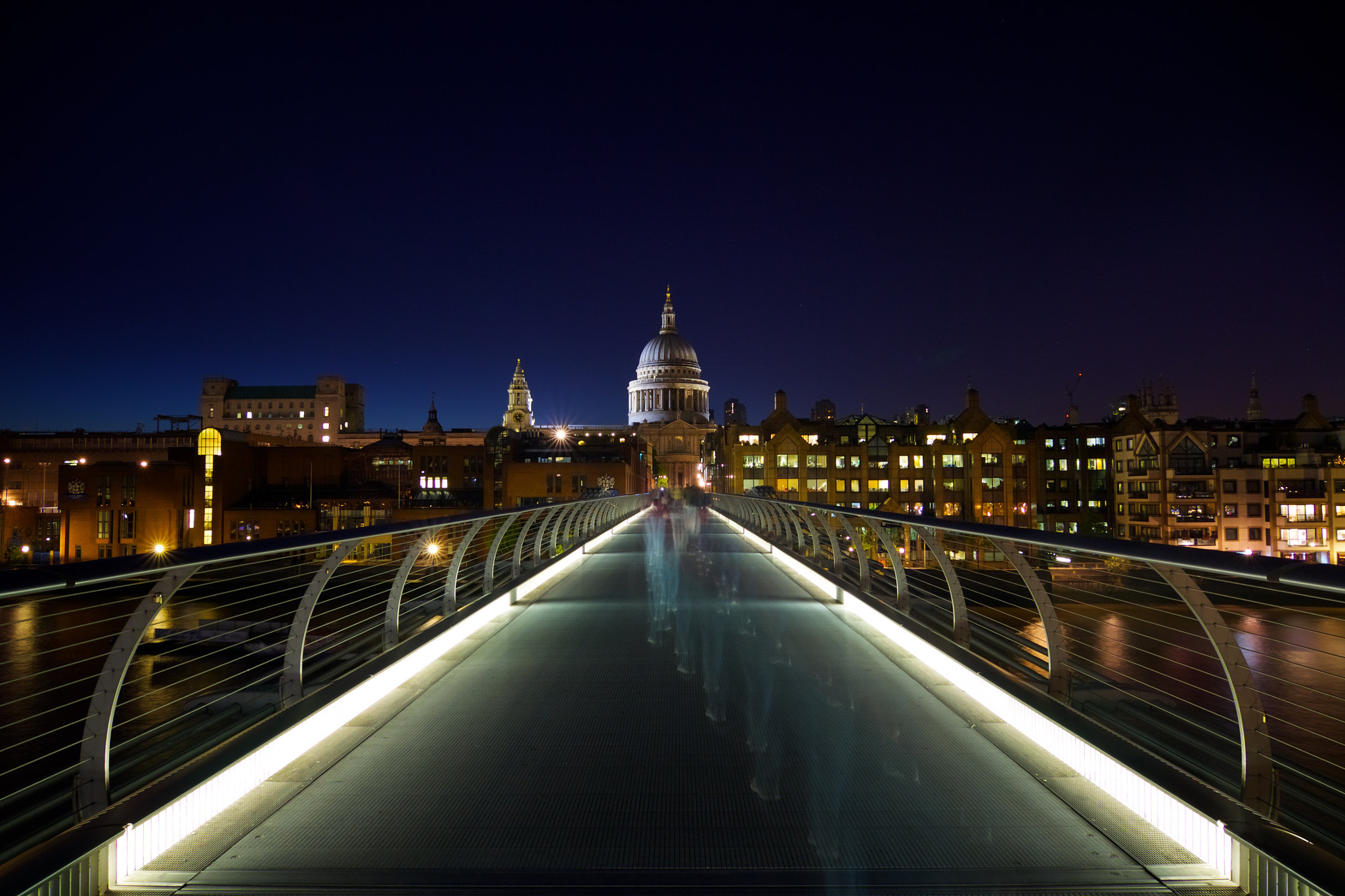 Canon EOS 50D sample photo. Millennium bridge photography