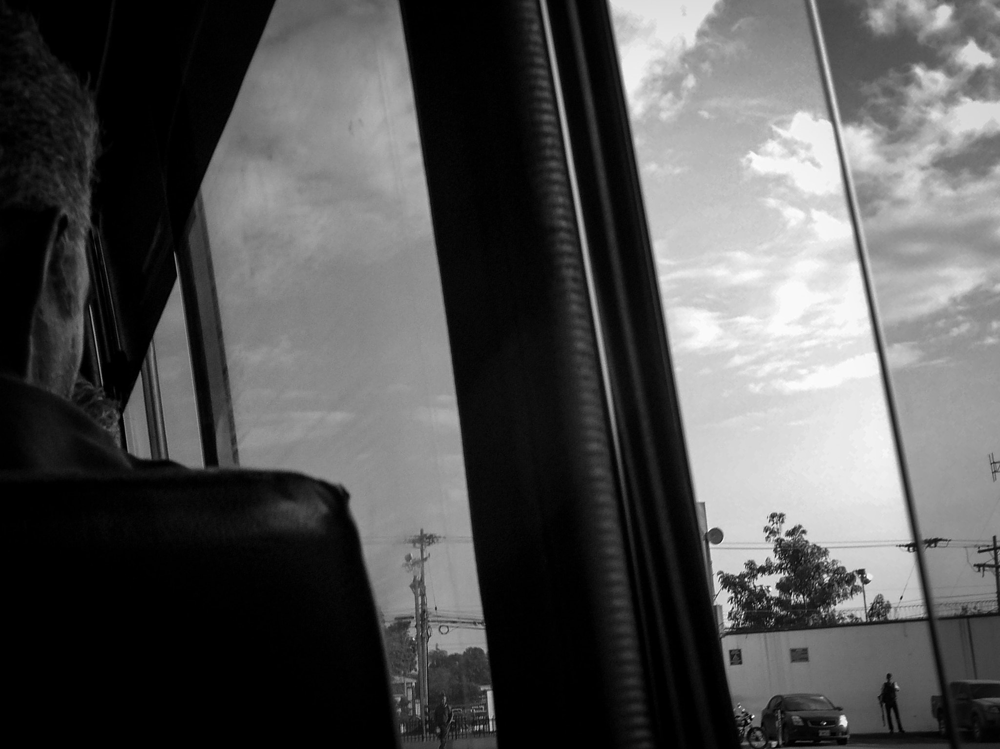JK KODAK PIXPRO SL10 sample photo. Transporte photography