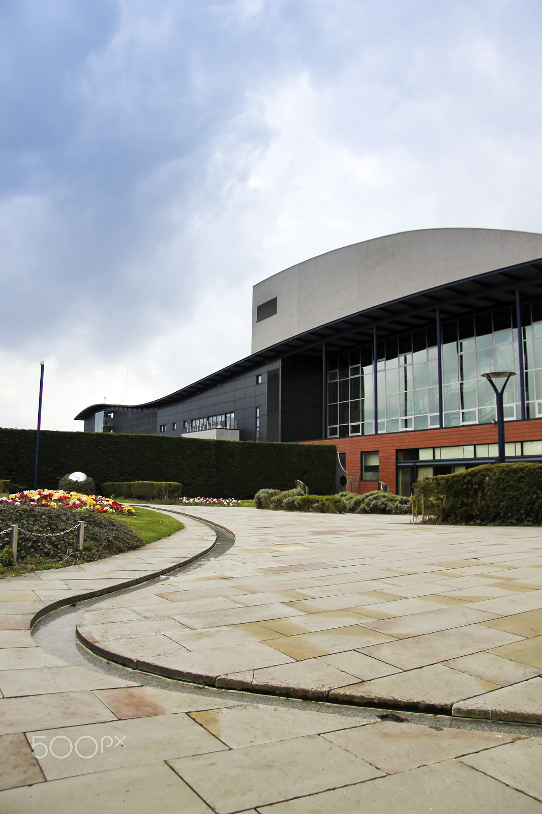 Canon EF-S 17-85mm F4-5.6 IS USM sample photo. Milton keynes city theatre buckinghamshire photography